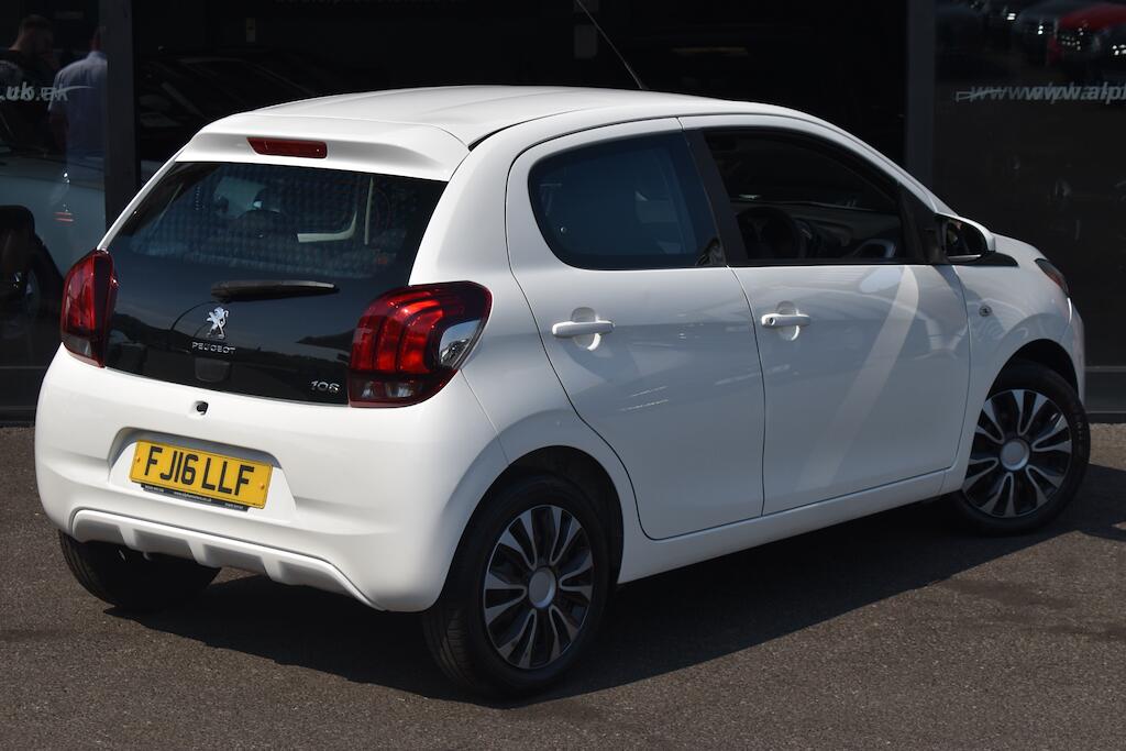 Peugeot 108 view 7