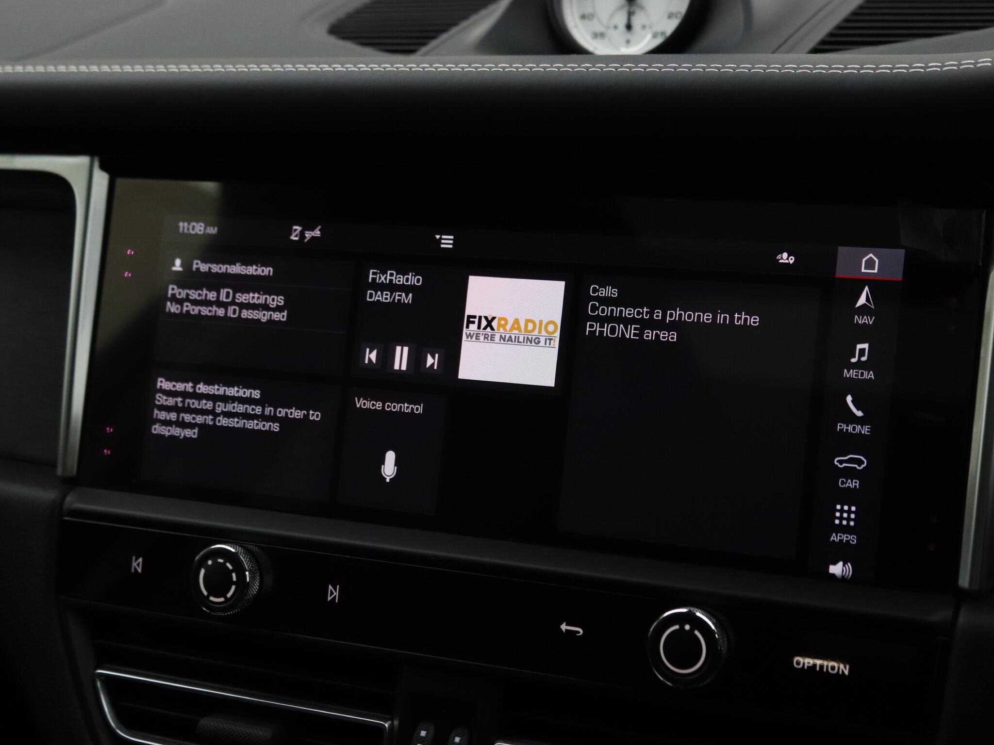 Porsche Macan view 33