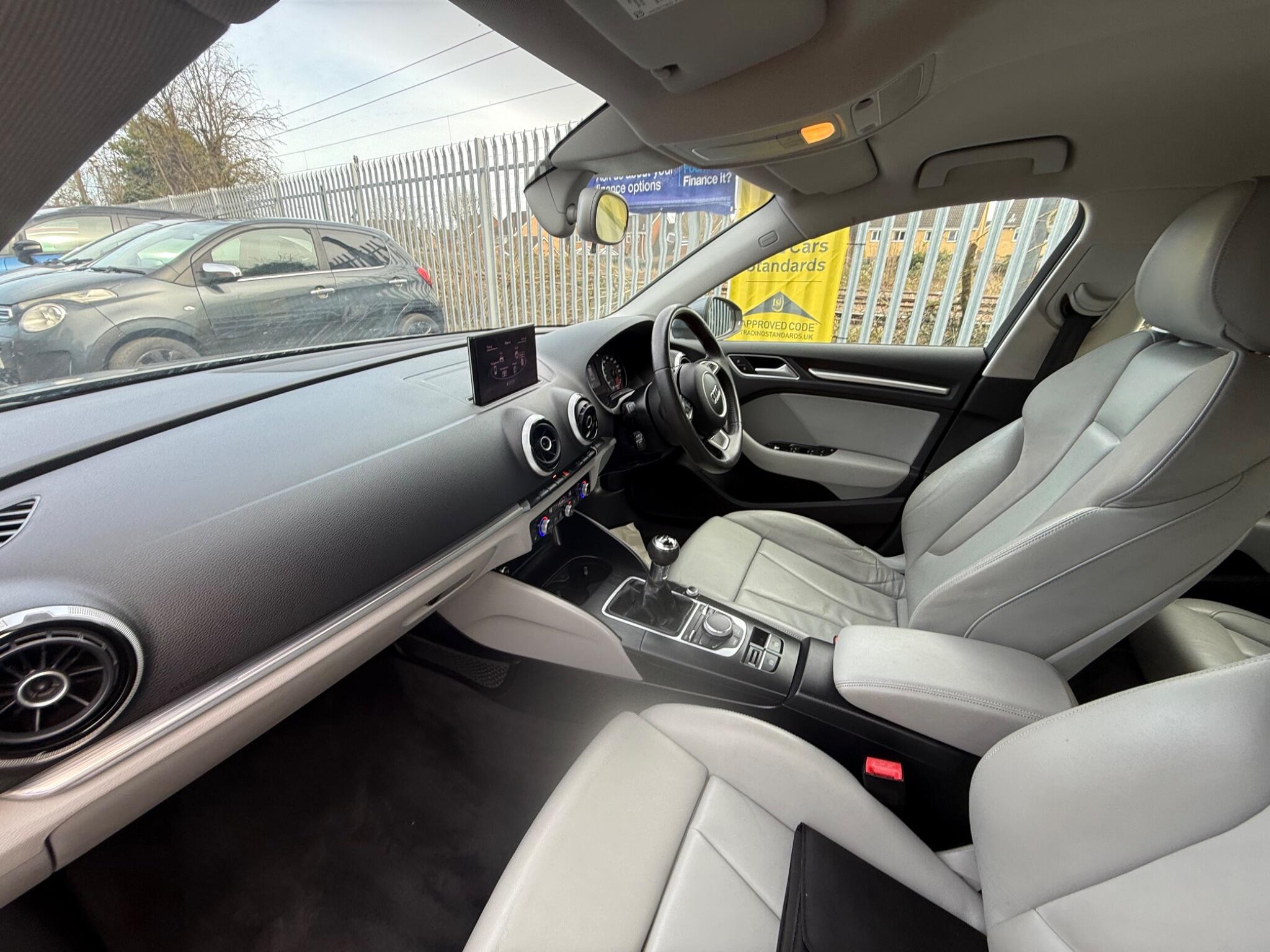 2013 Audi A3 image 29