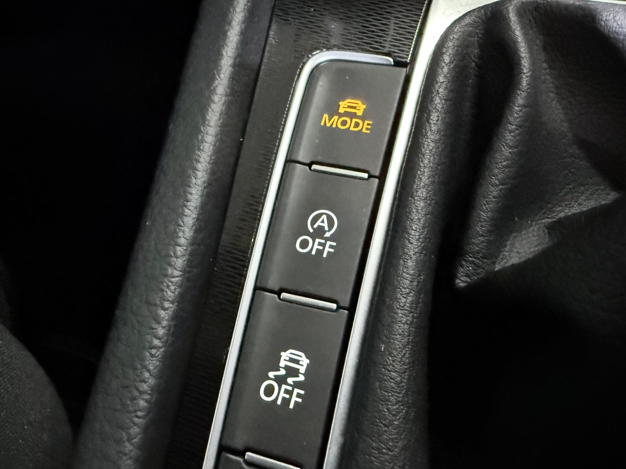 Volkswagen Golf view 35
