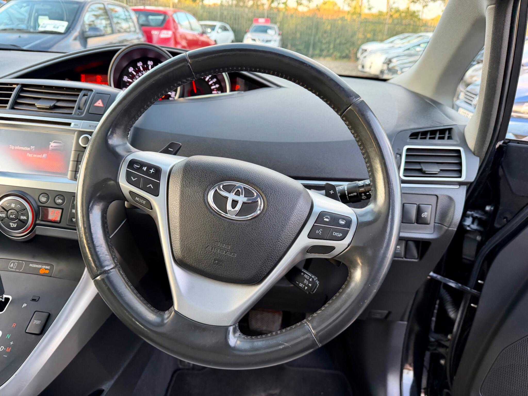 Toyota Verso view 49