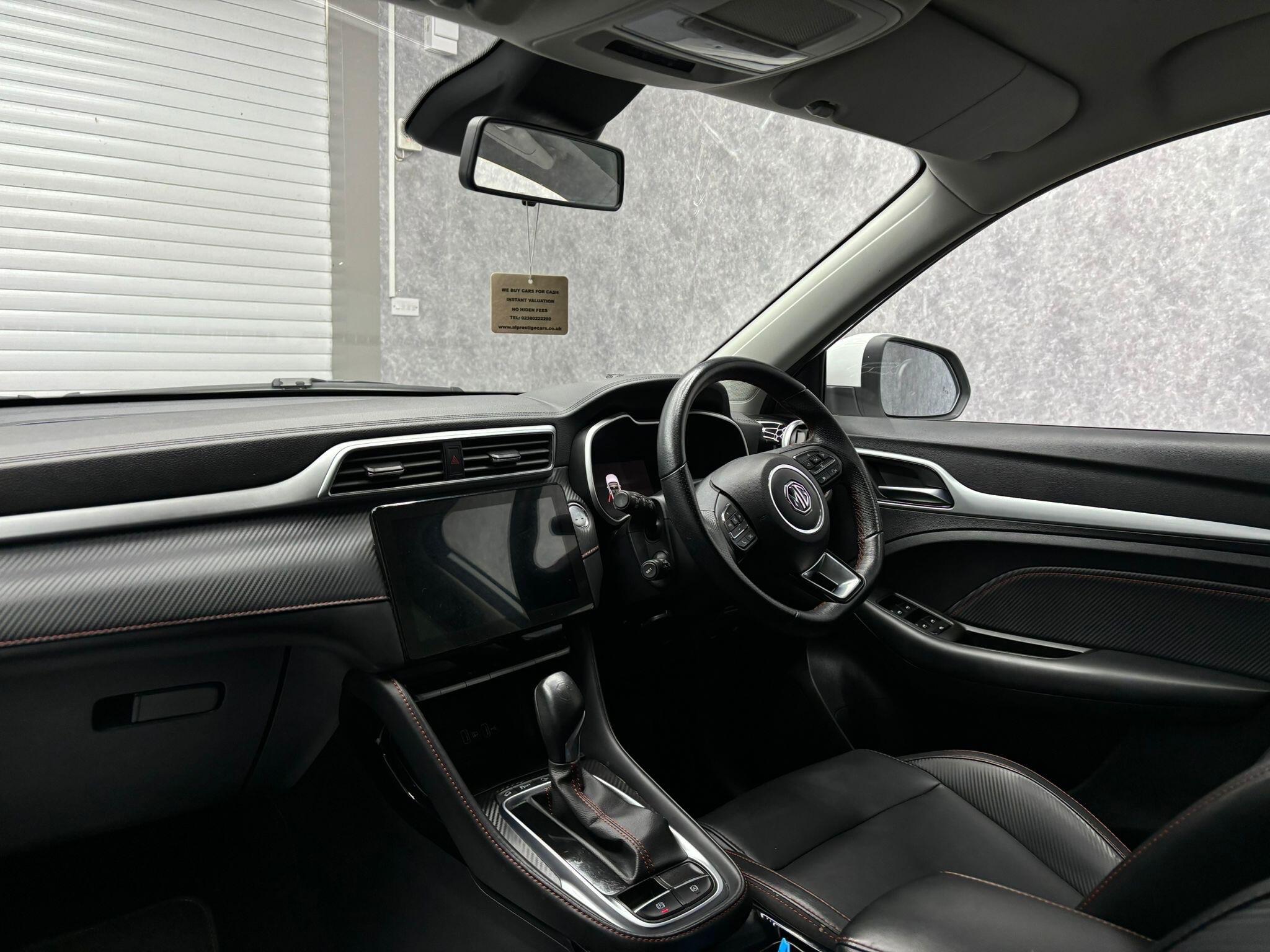 MG MG ZS view 8