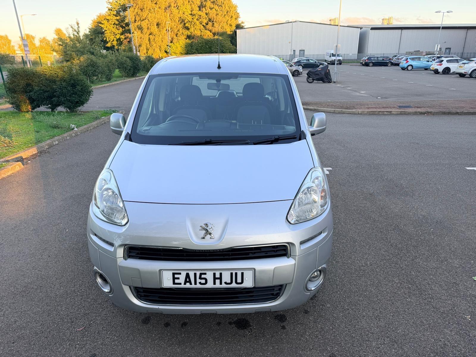 Peugeot Partner Tepee view 27