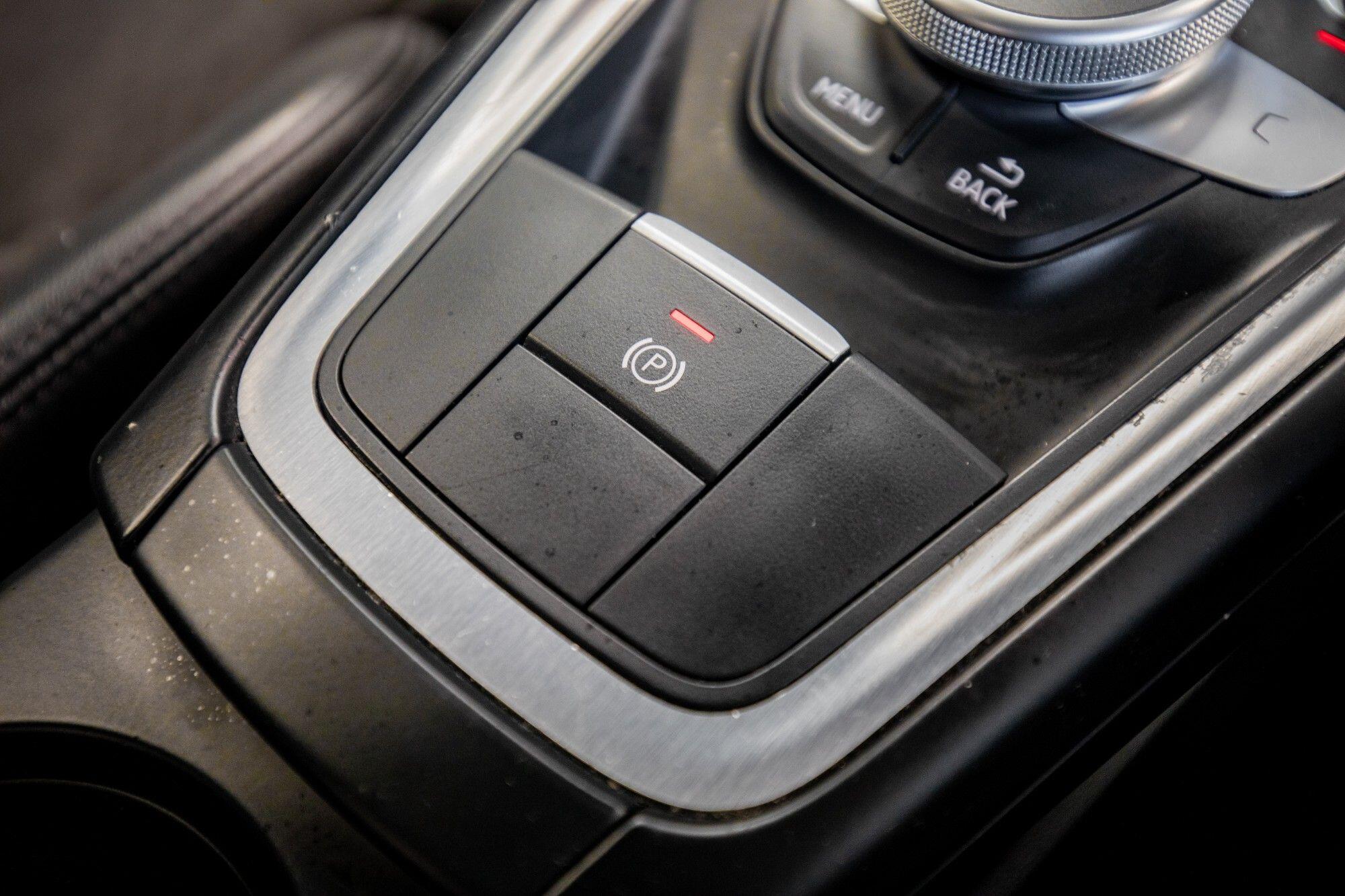 Audi TT view 29