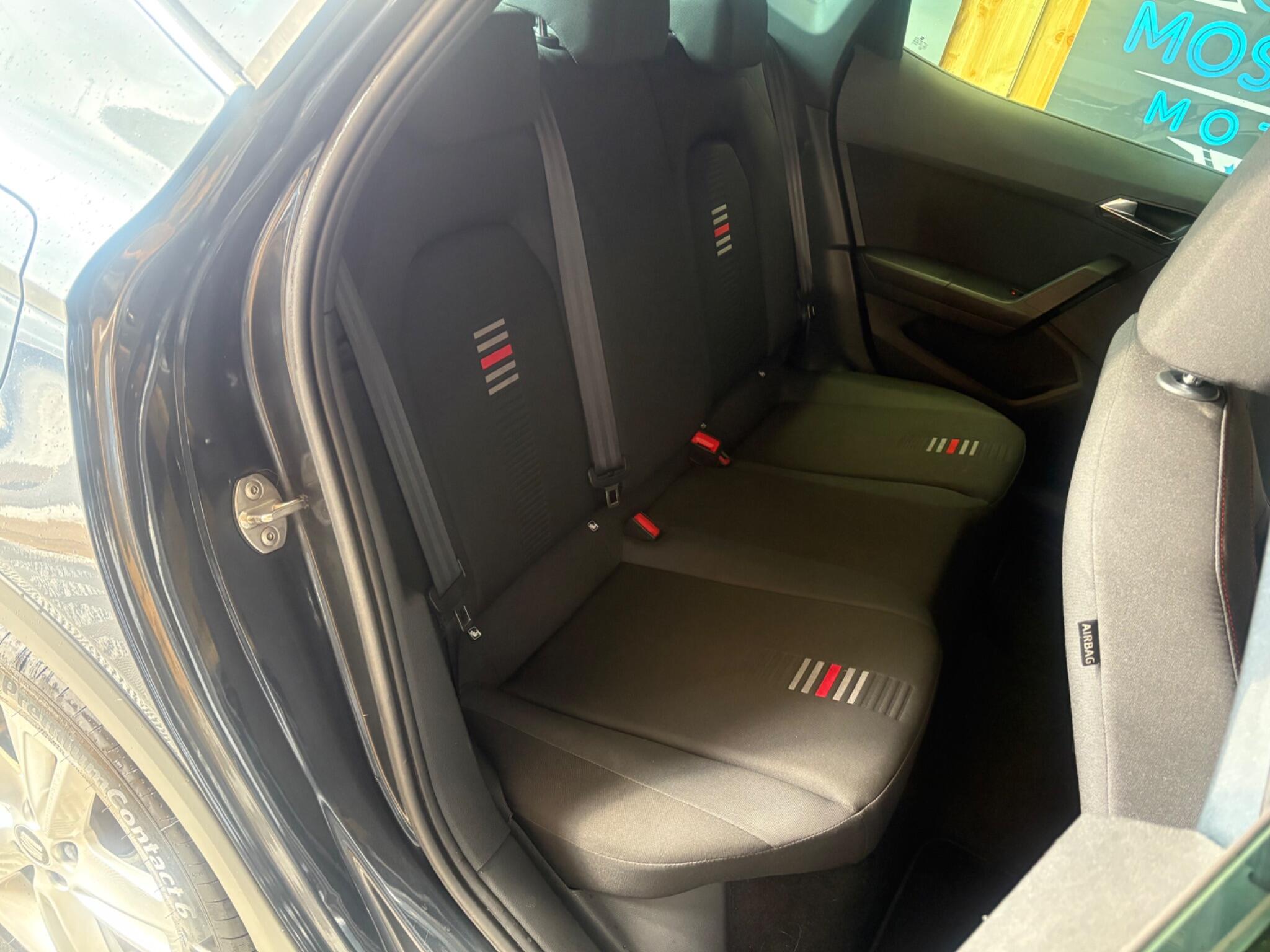 Seat Arona view 16