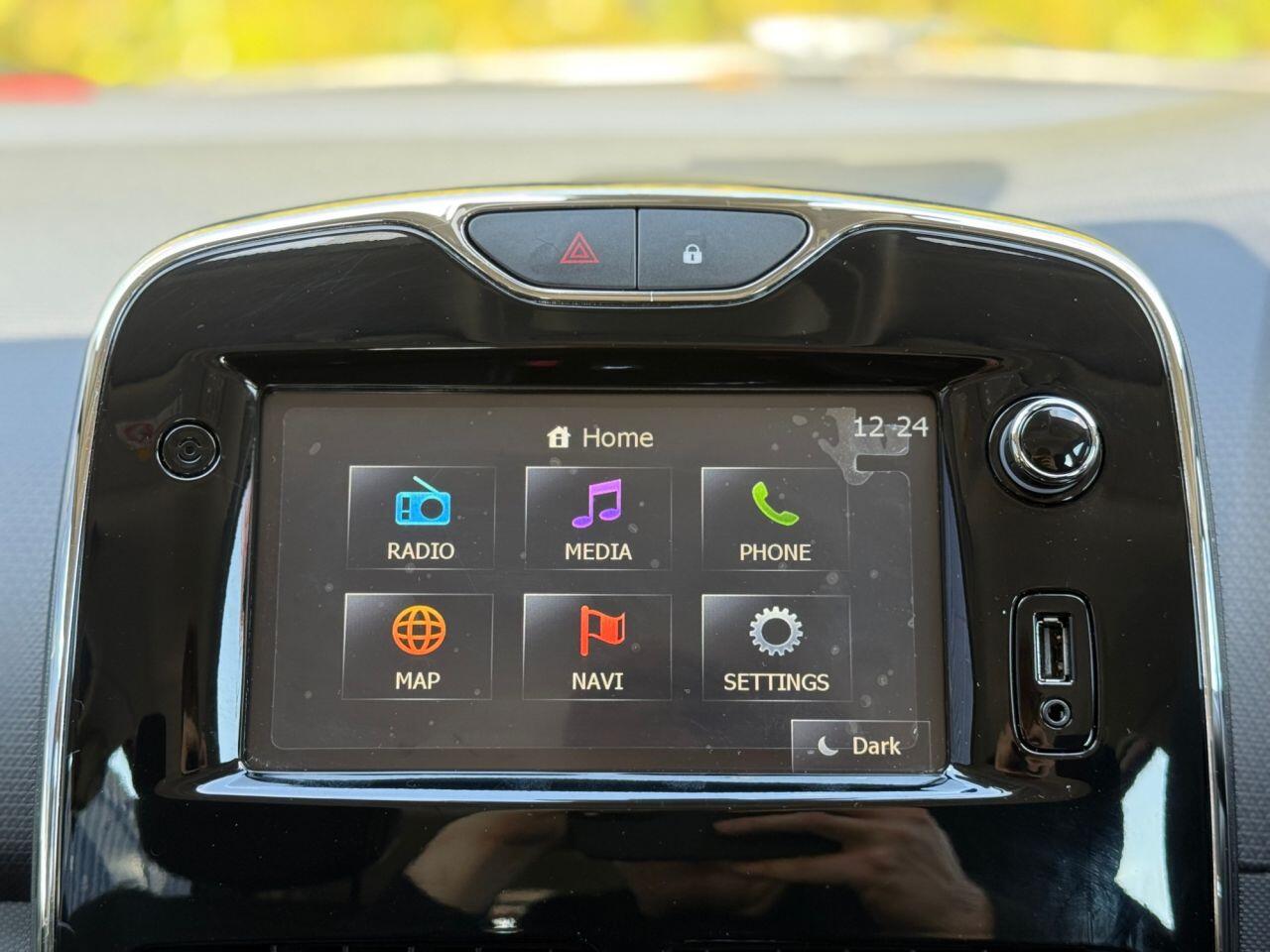 Renault Clio view 16