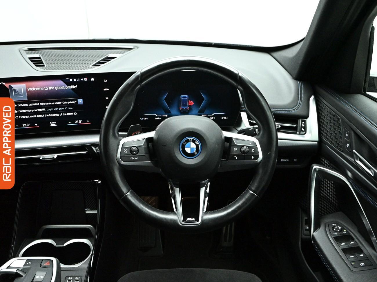 BMW Ix1 view 10