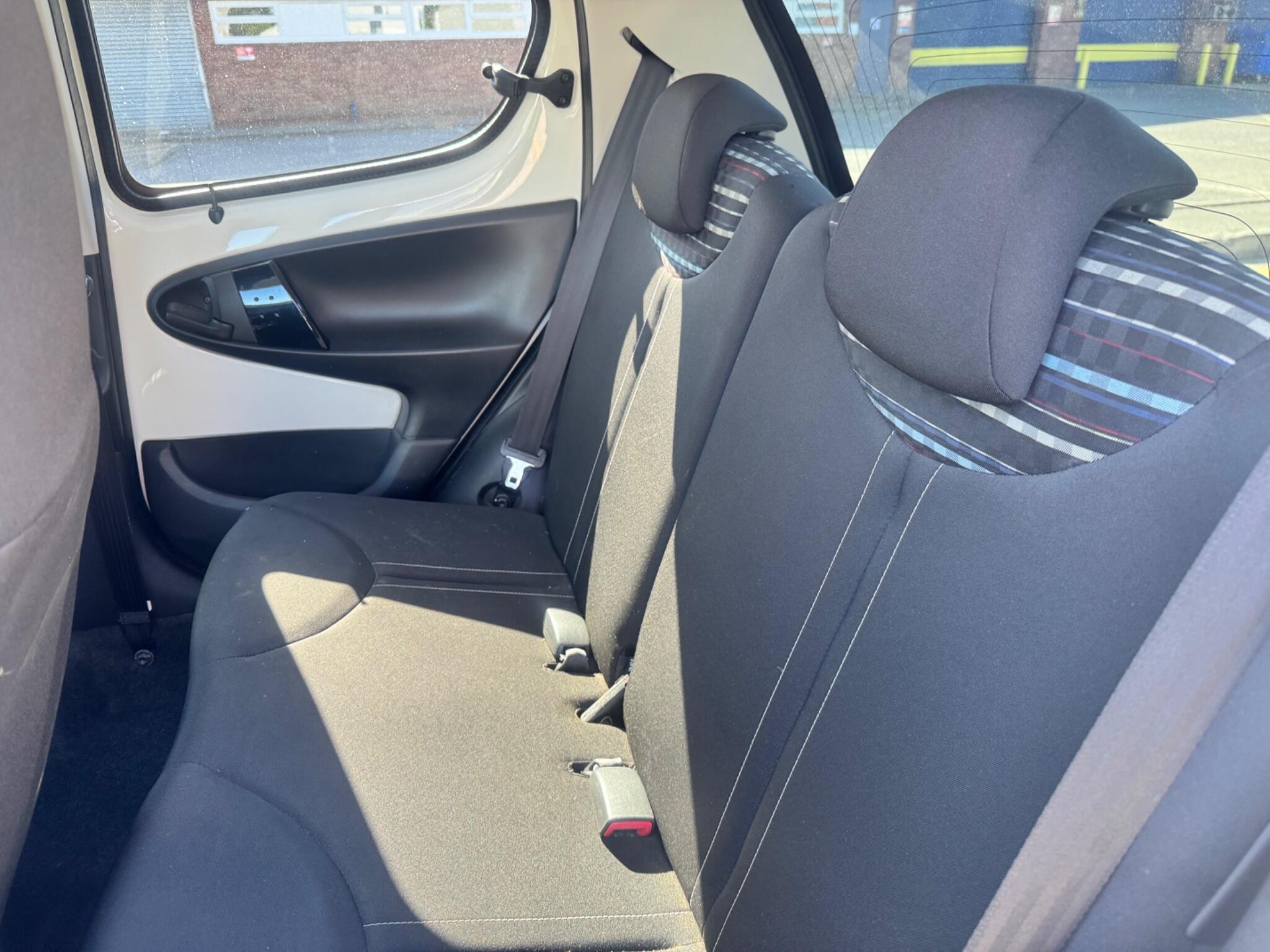 Citroen C1 view 38