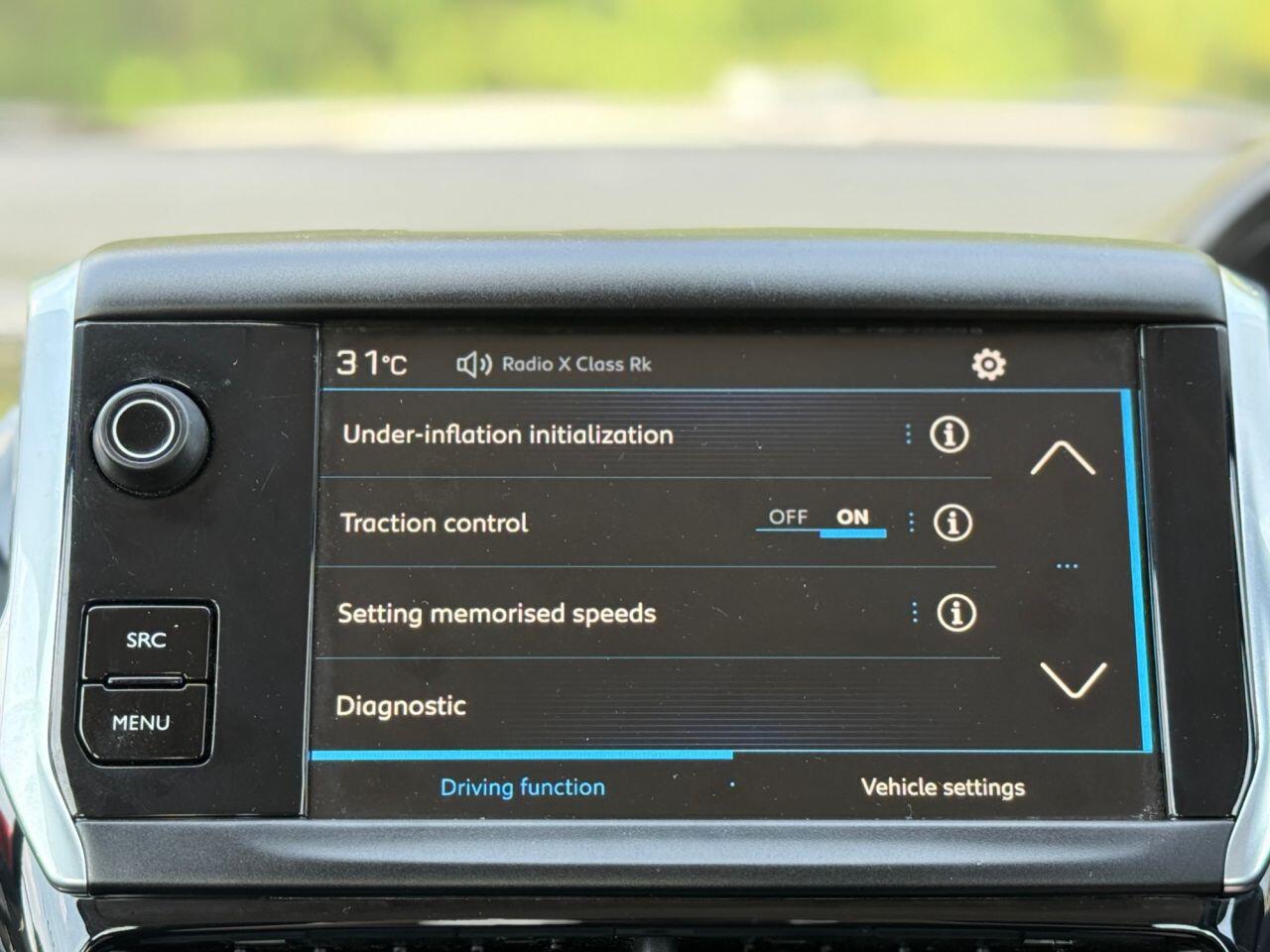 Peugeot 208 view 21