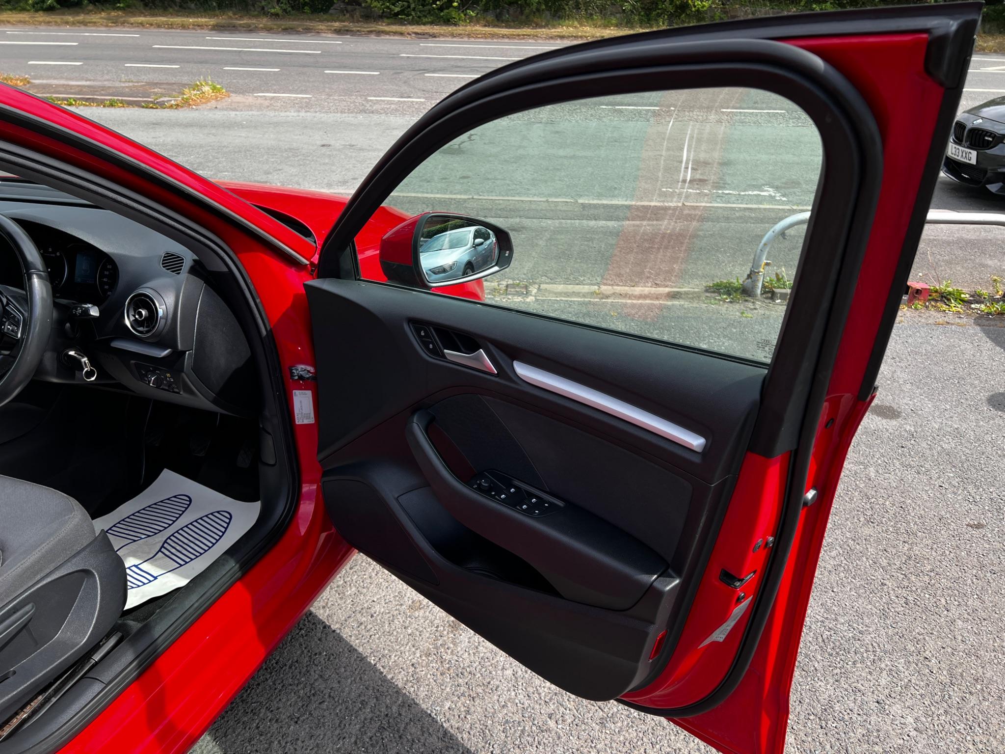 2018 Audi A3 image 27