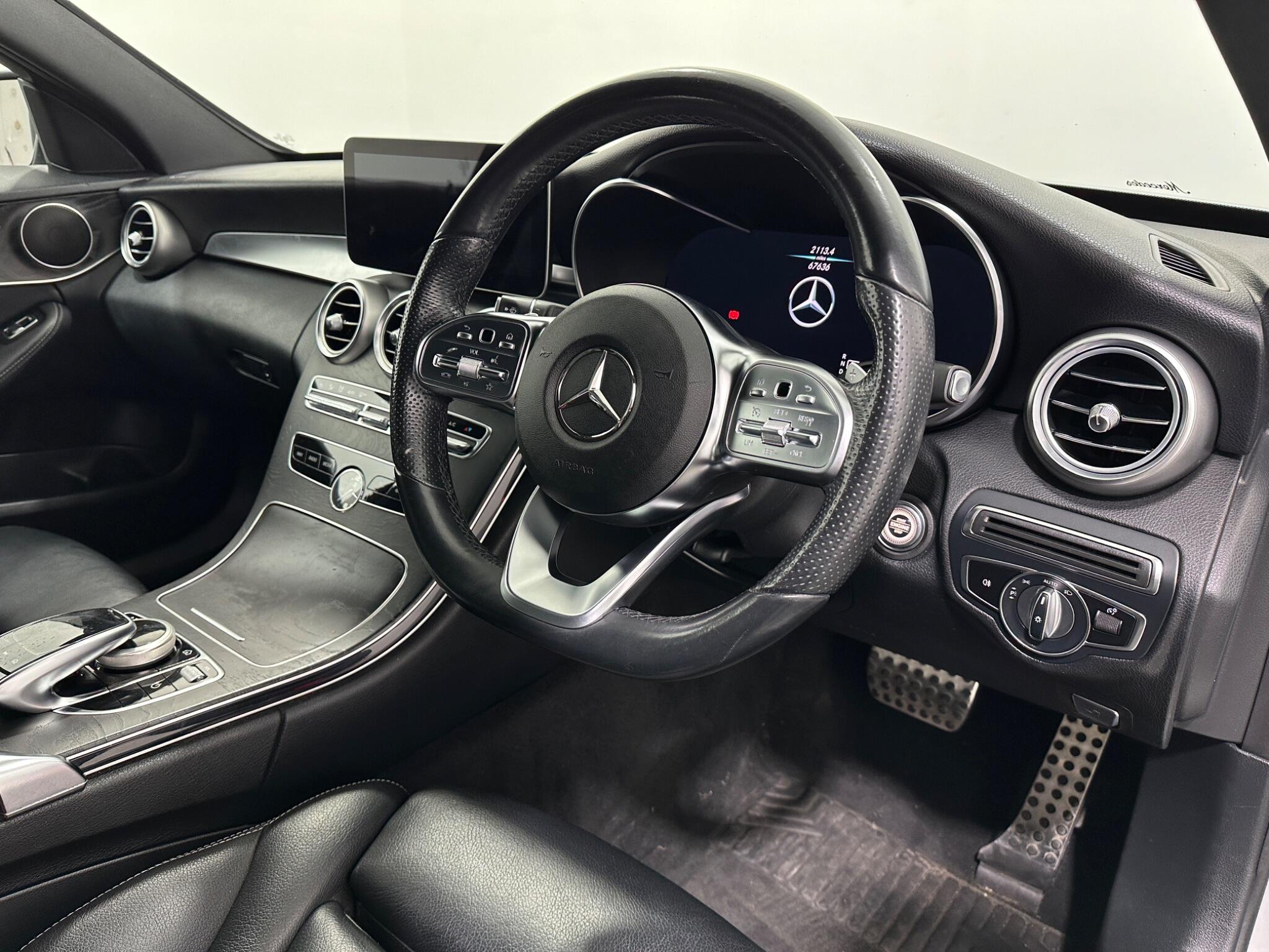 Mercedes-Benz C-Class view 11