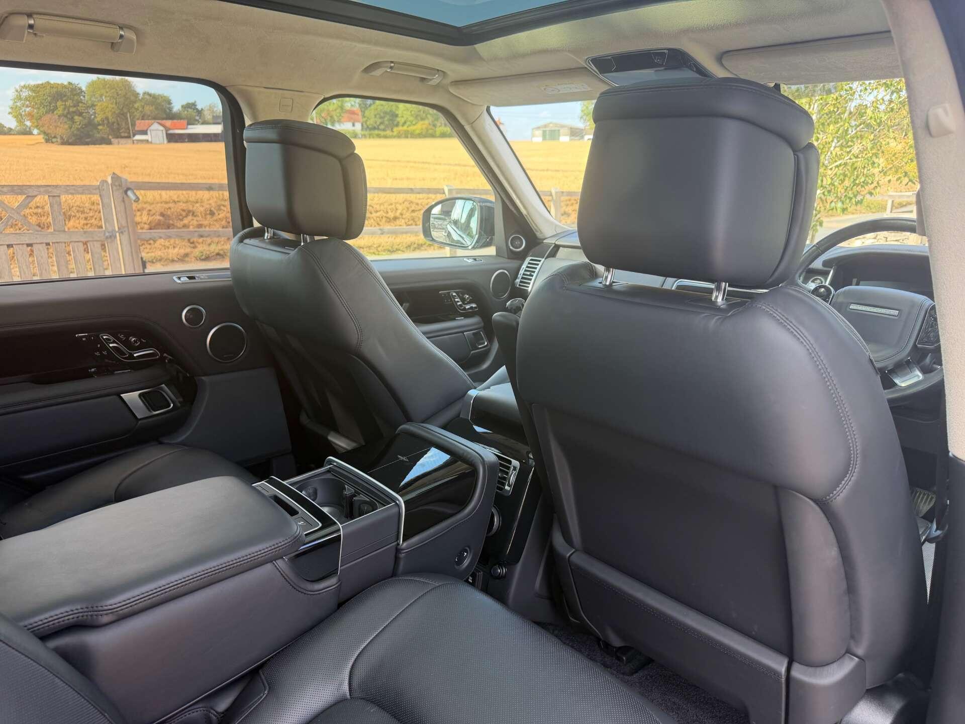 Land Rover Range Rover view 19