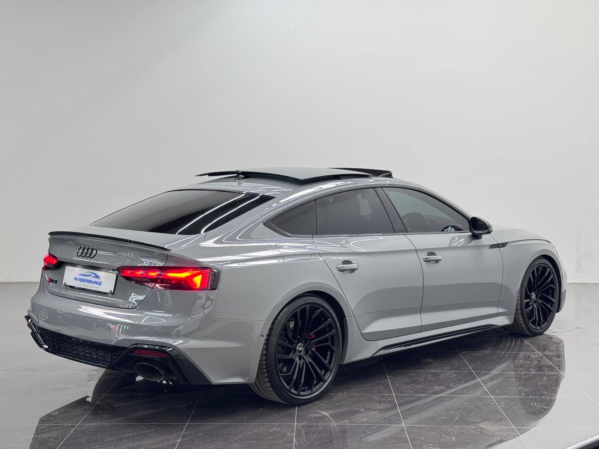Audi RS5 view 44
