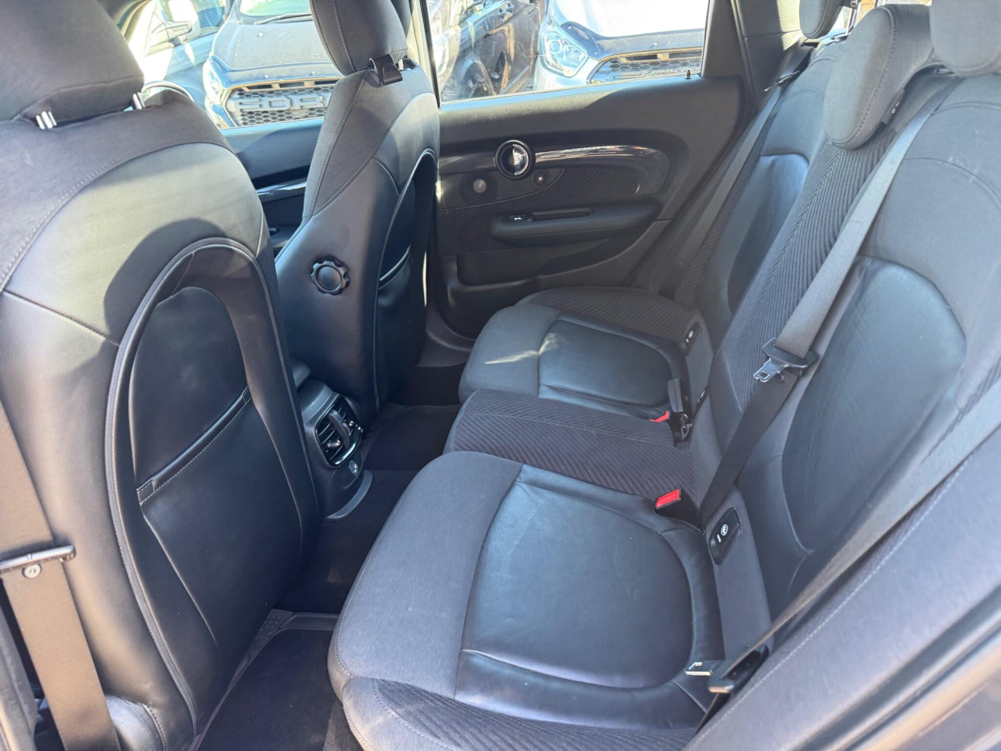 Mini Clubman view 26