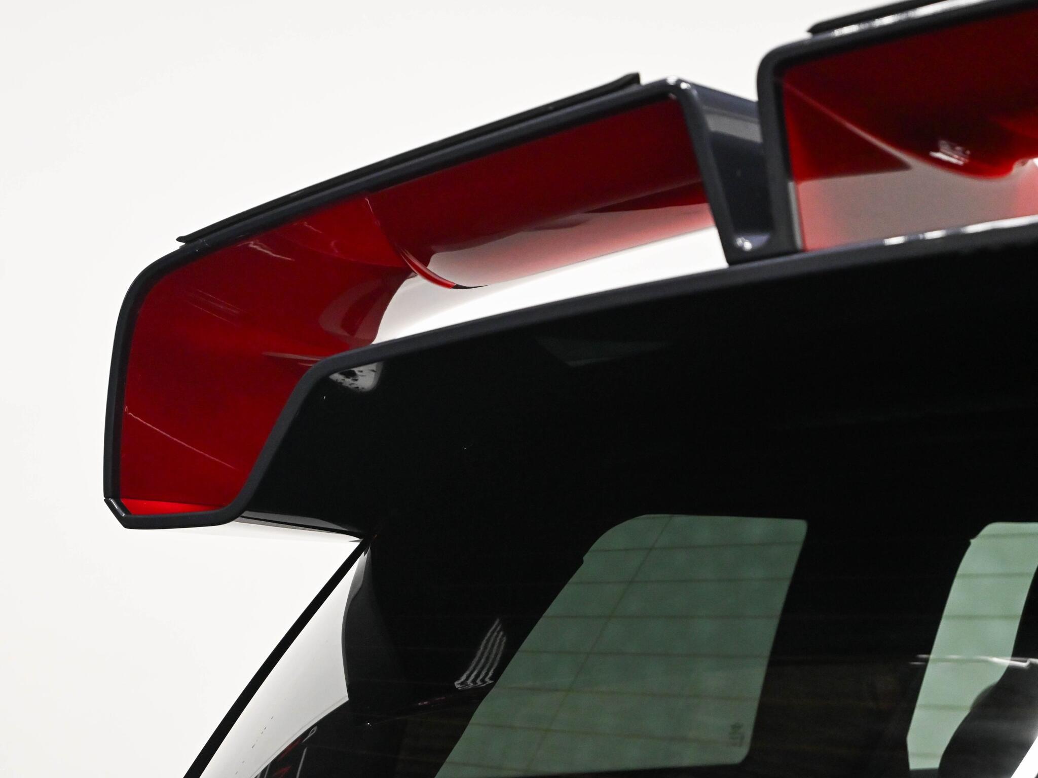 Mini Hatch view 28