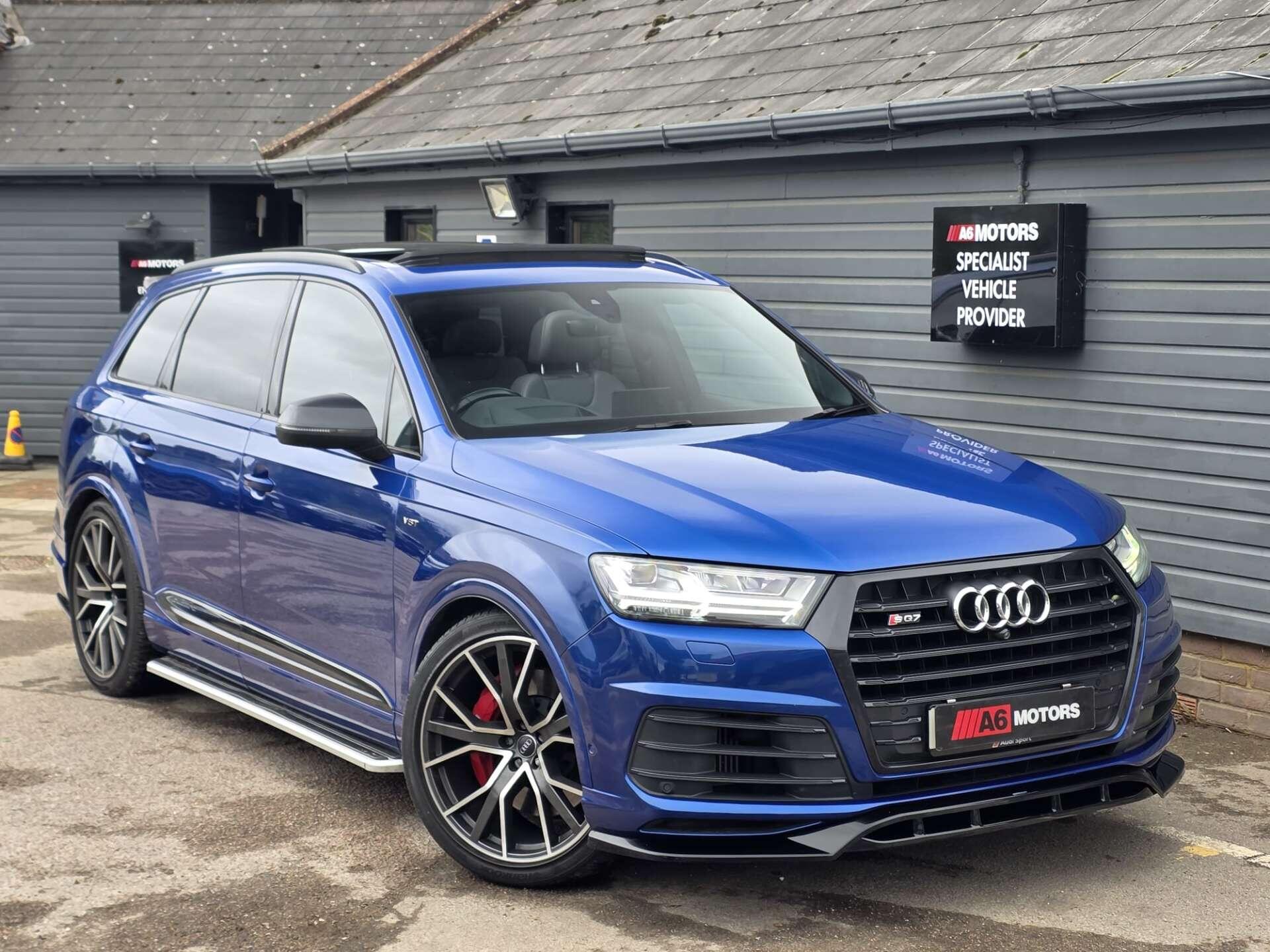 Audi SQ7 main image