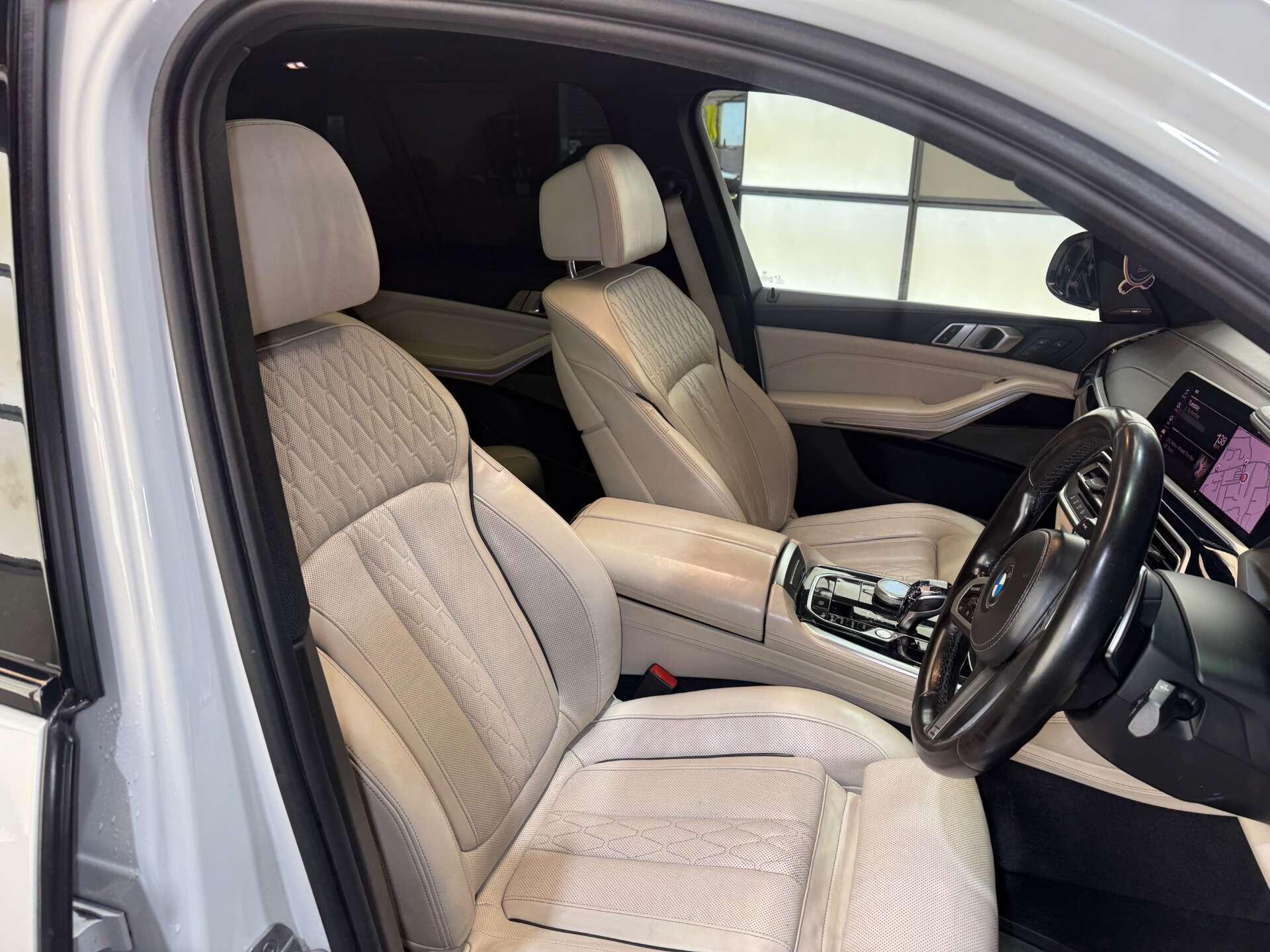 BMW X5 view 30