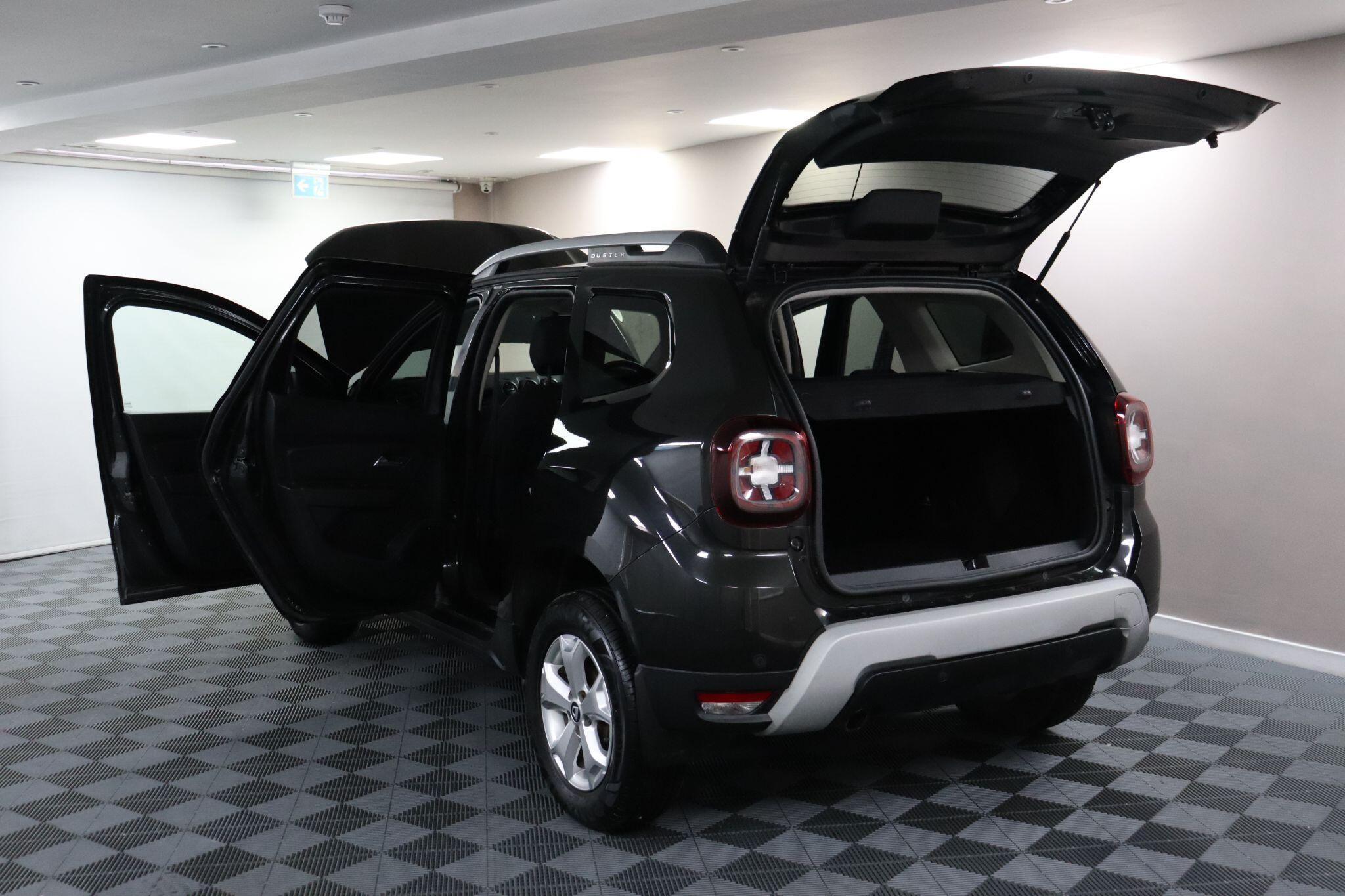 Dacia Duster view 21