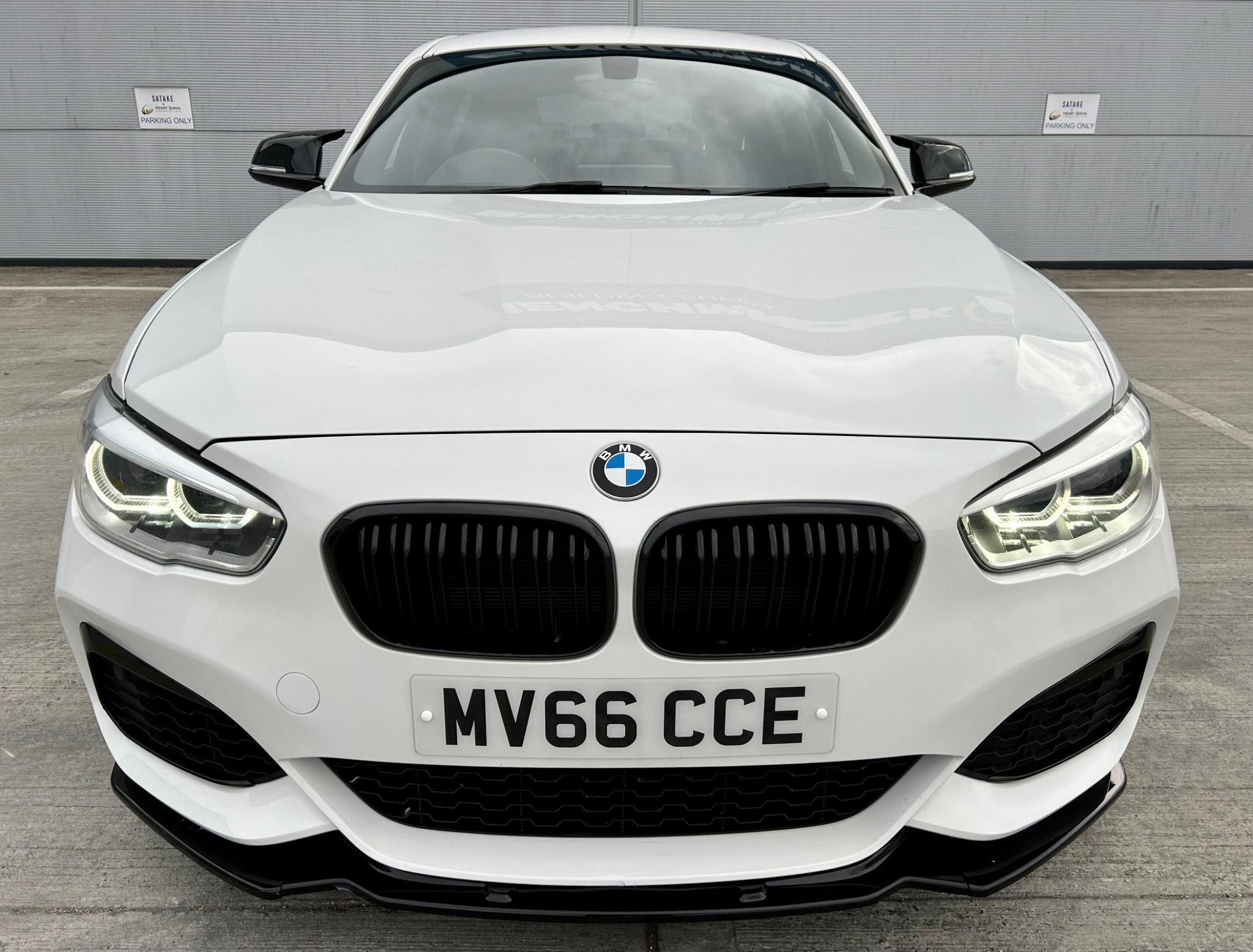 BMW 1 Series view 3