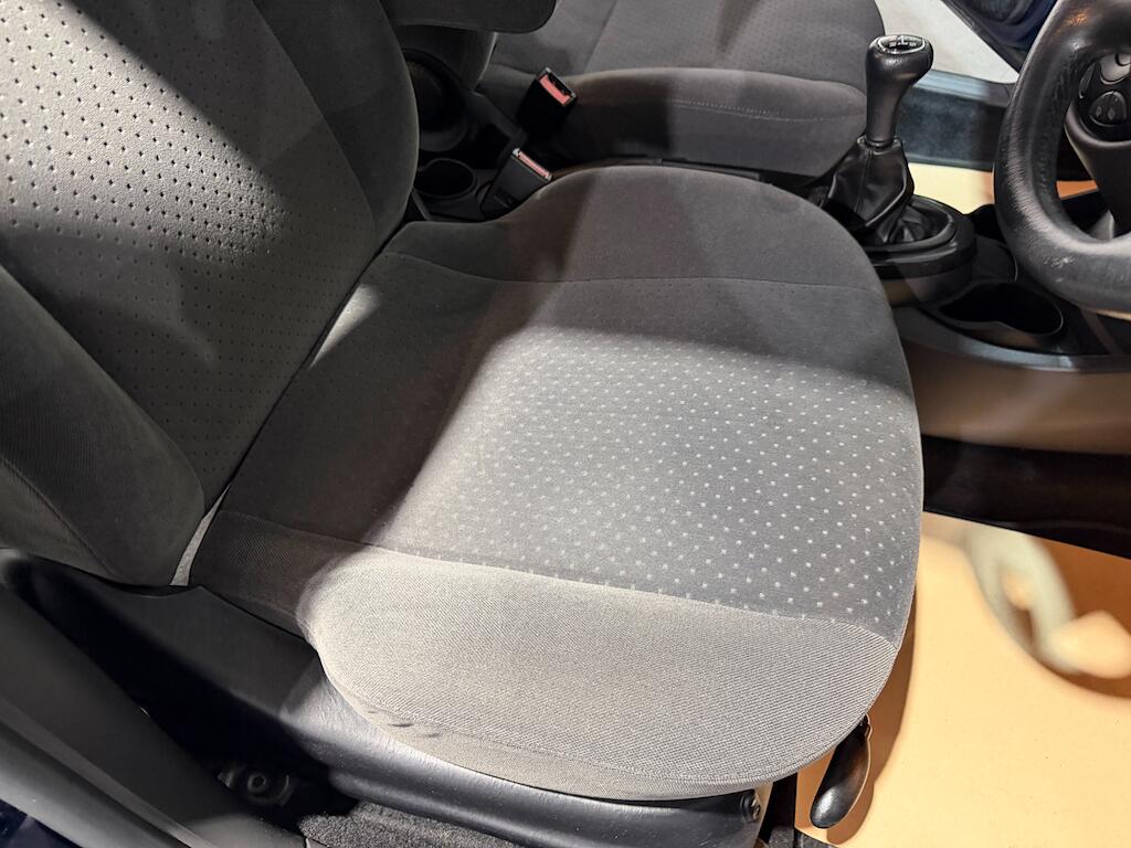 Ford Focus view 35