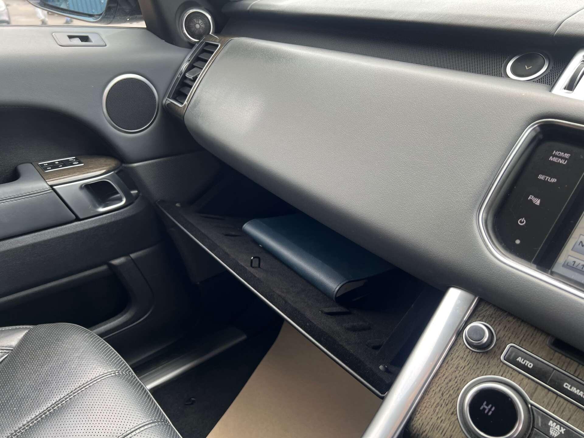 Land Rover Range Rover Sport view 31