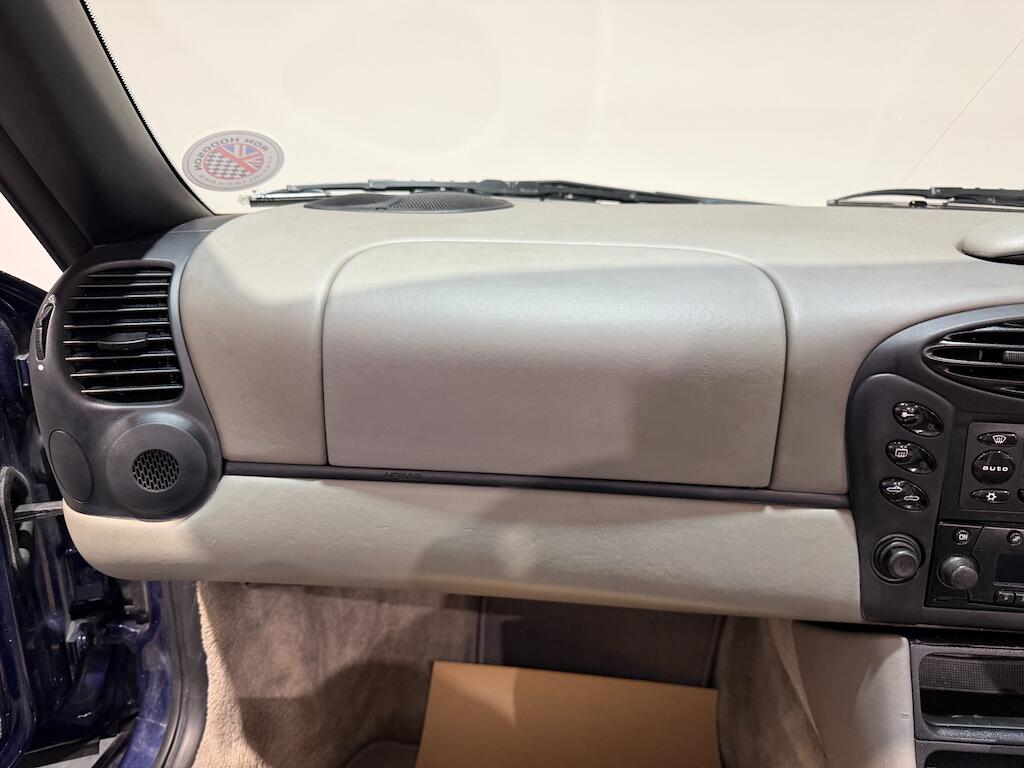 Porsche Boxster view 42