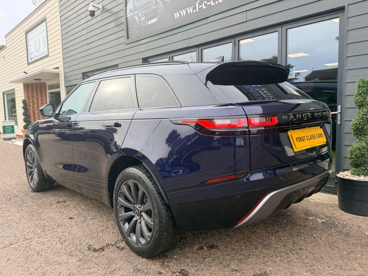 Land Rover Range Rover Velar view 13
