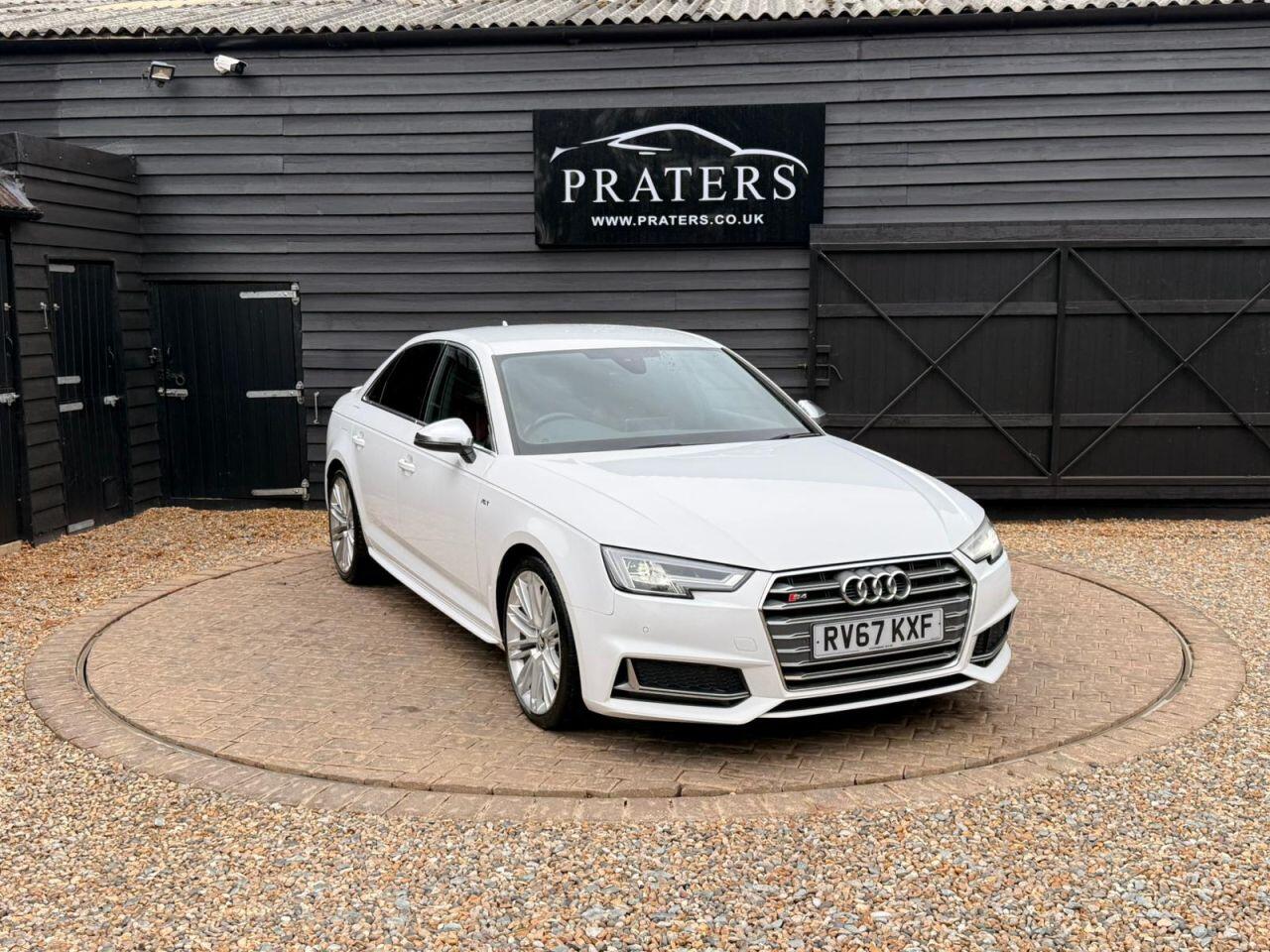 Audi S4 view 21