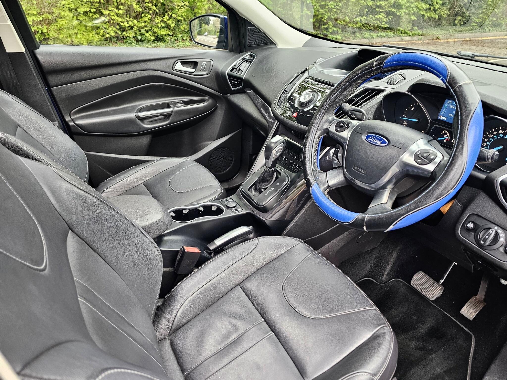 Ford Kuga view 4
