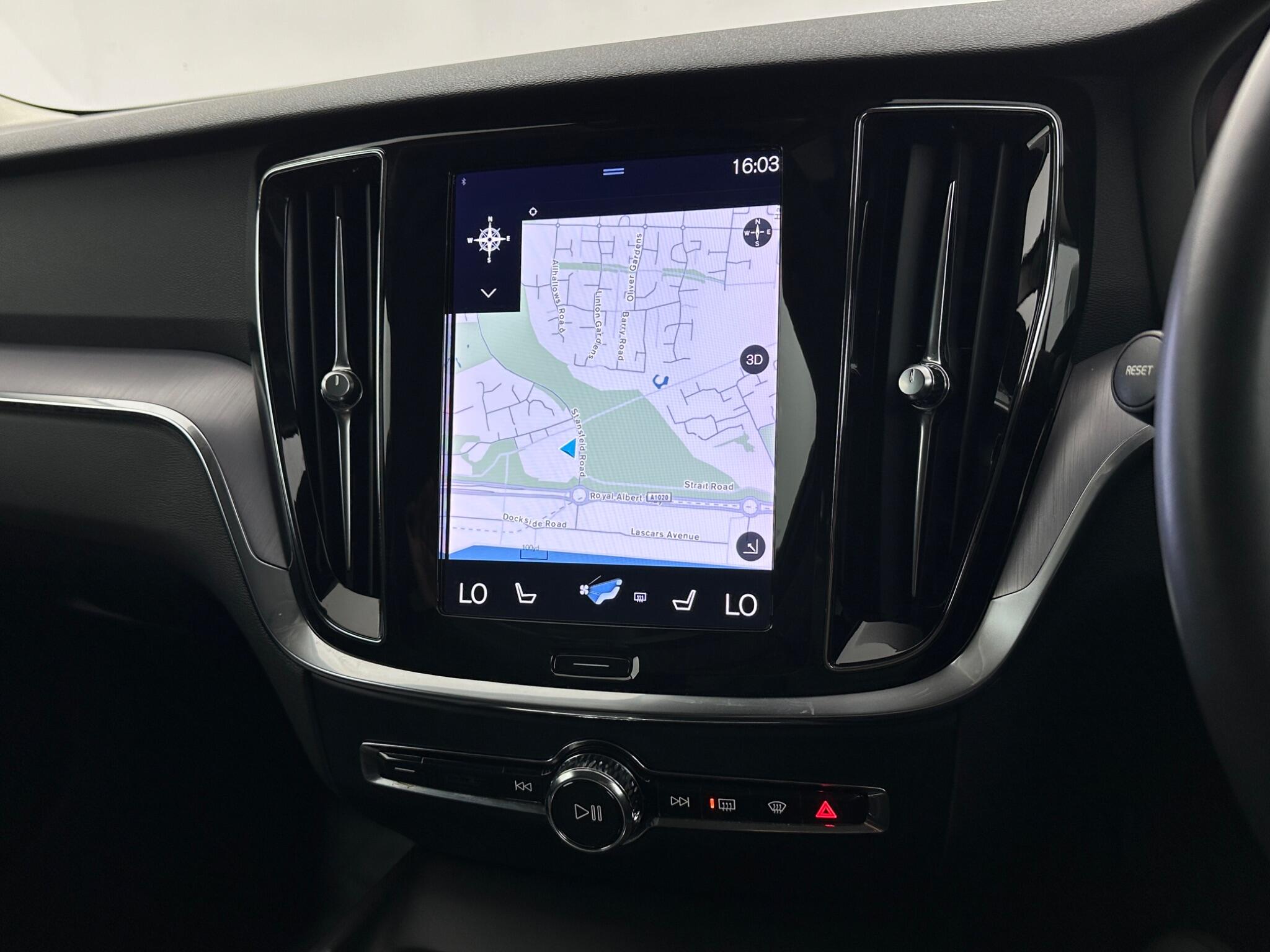 Volvo V60 view 22
