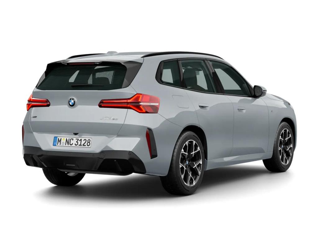 BMW X3 view 3