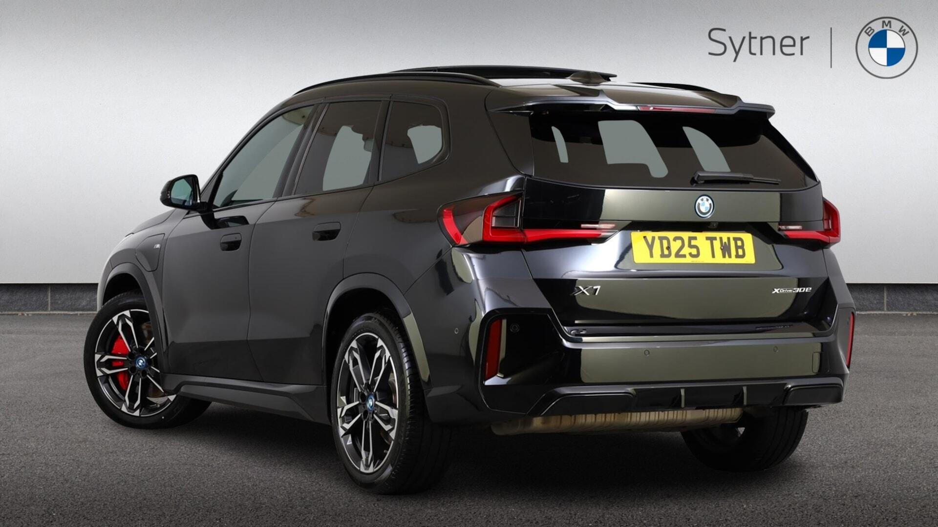 BMW X1 view 2