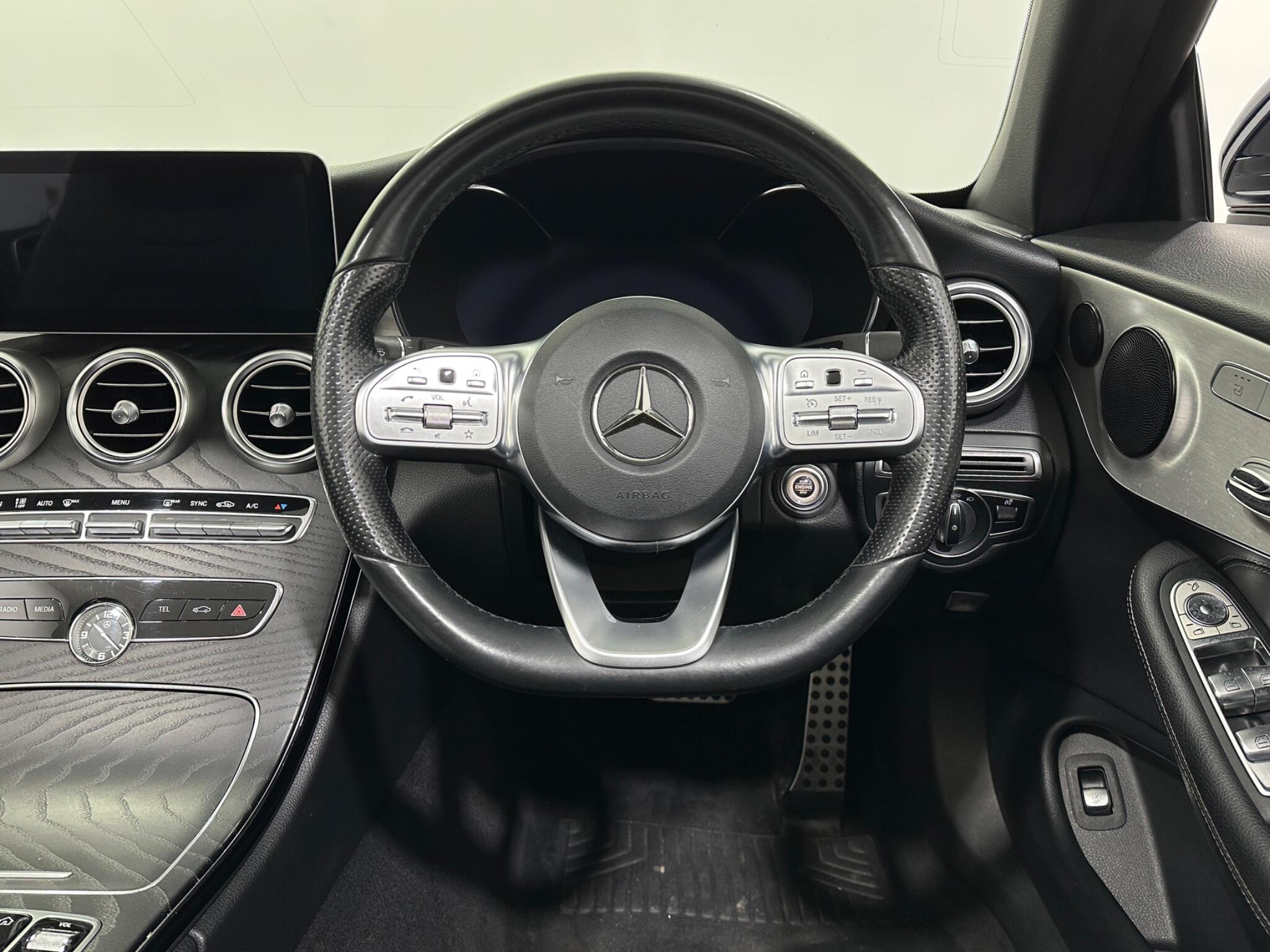 Mercedes-Benz C-Class view 13