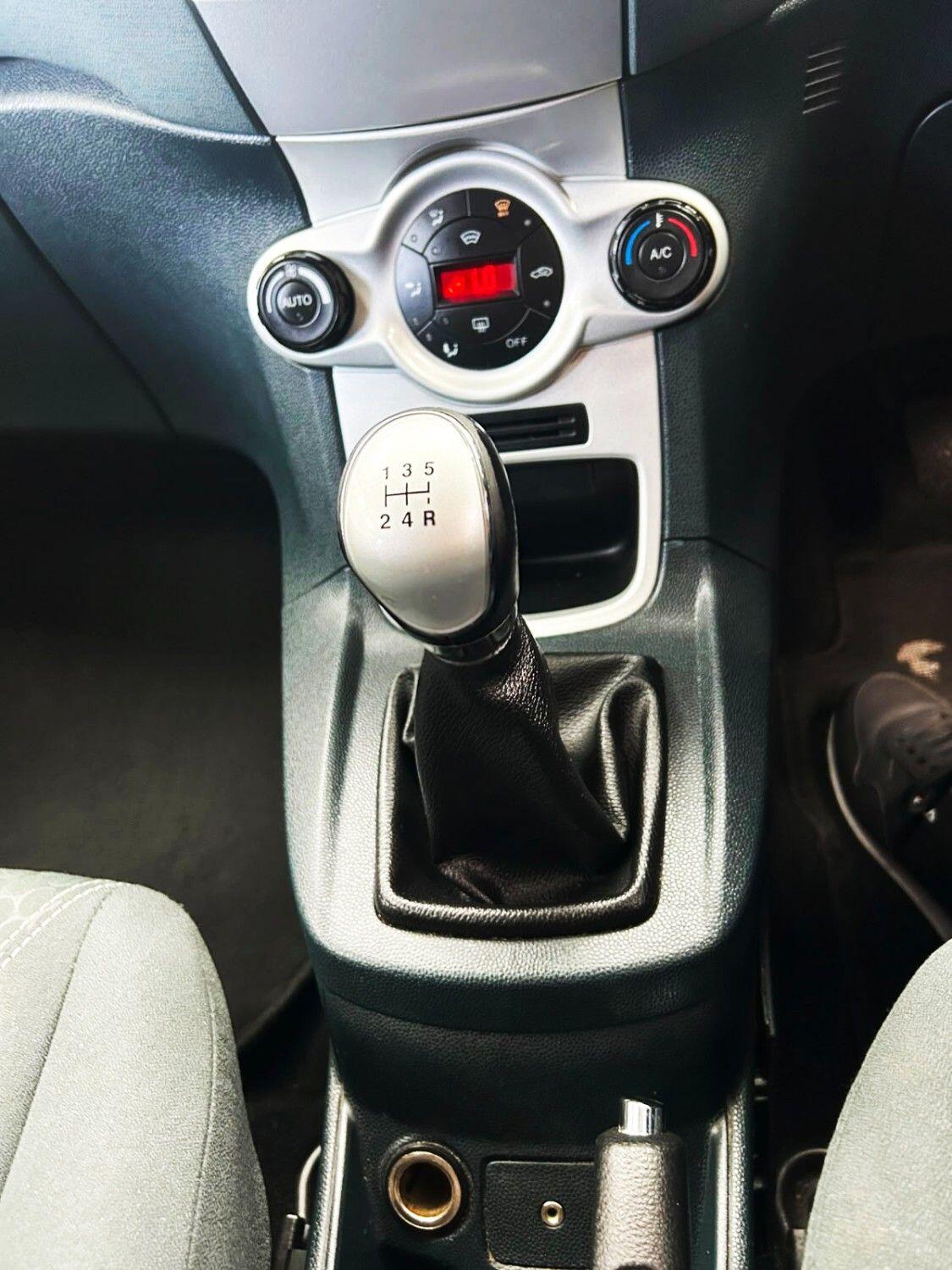 Ford Fiesta view 17