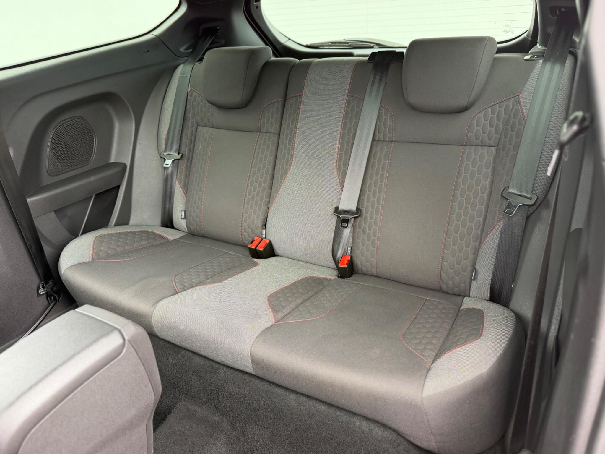 Ford Fiesta view 30