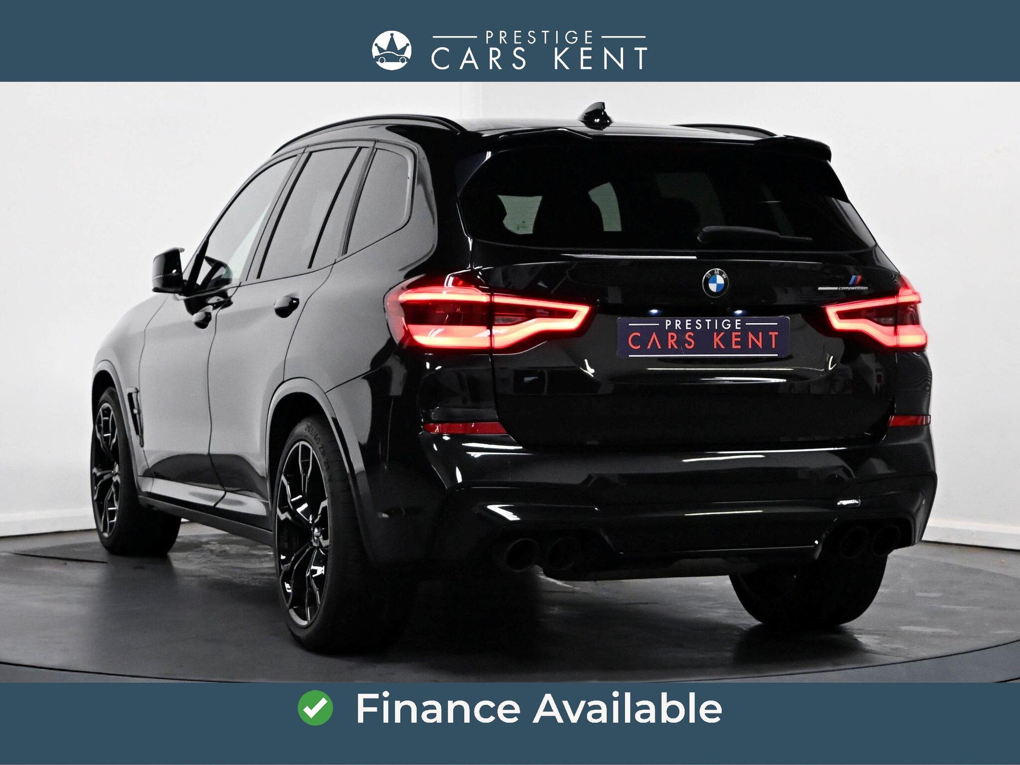 BMW X3 M view 3