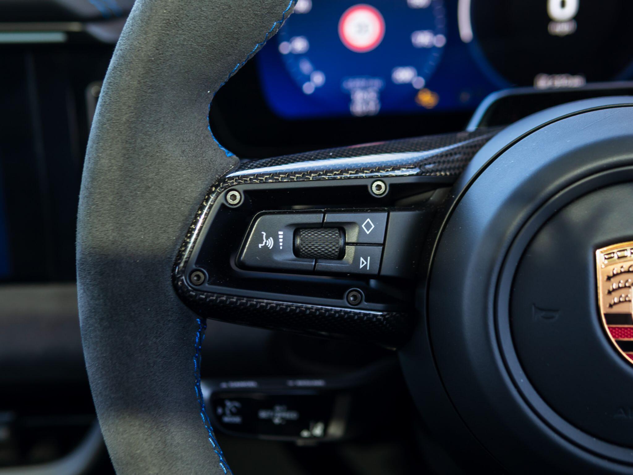 Porsche Macan view 13