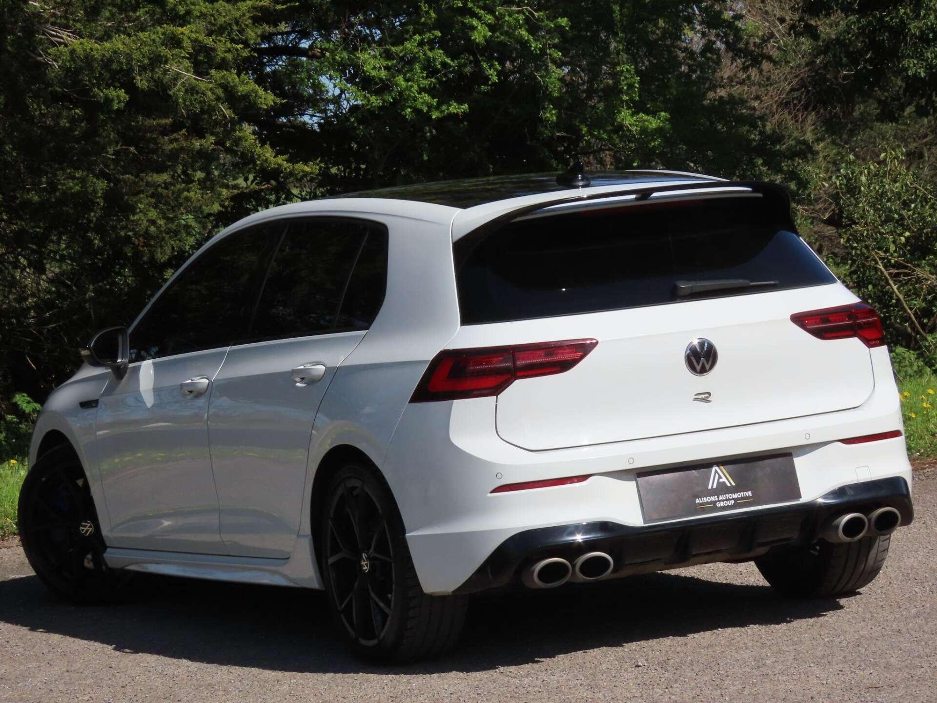Volkswagen Golf view 6