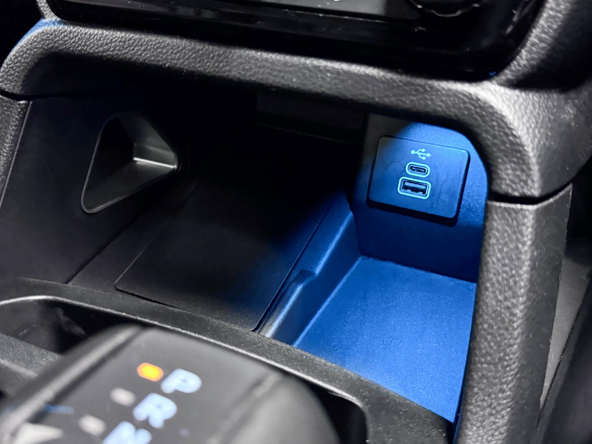Ford Ranger view 39
