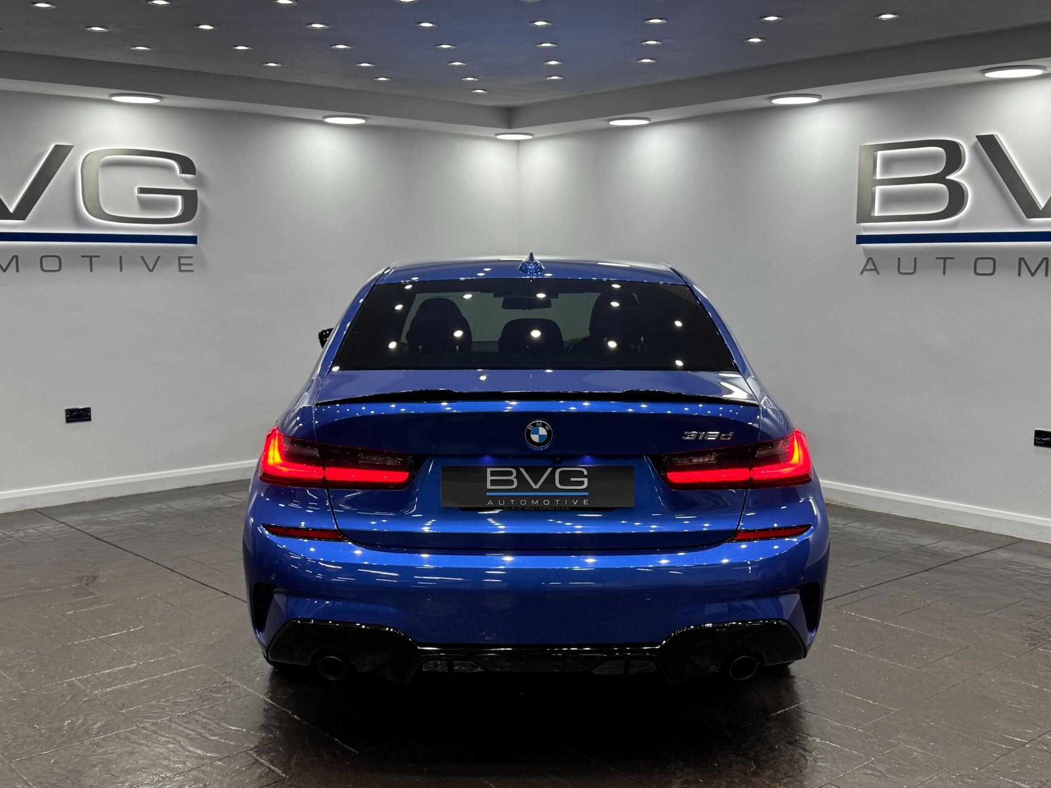 BMW 3 Series view 18