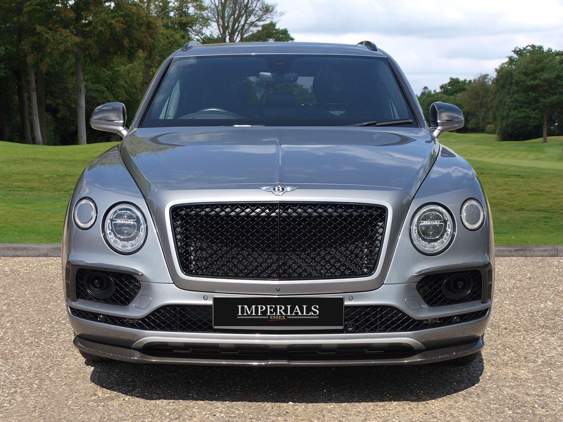 Bentley Bentayga view 10