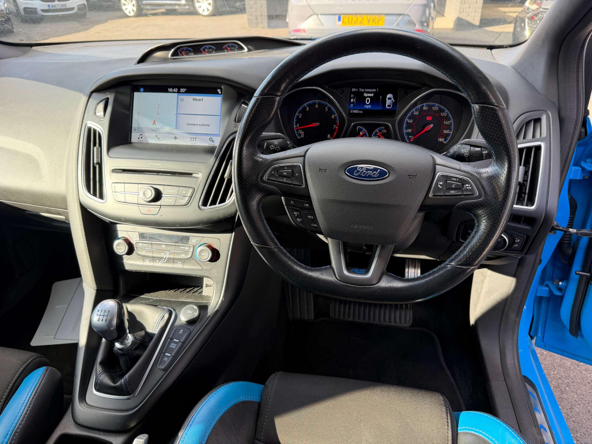 Ford Focus view 11