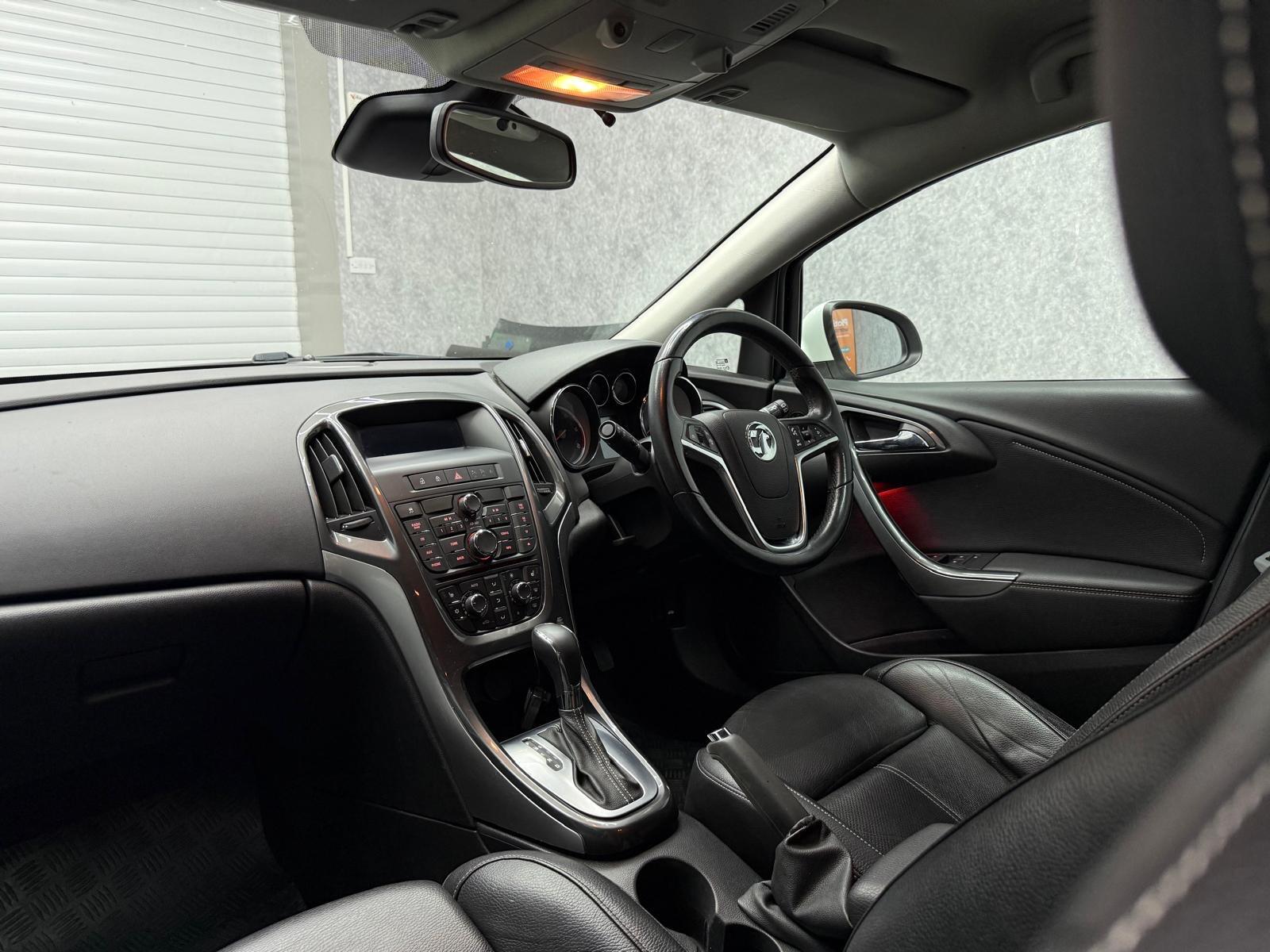Vauxhall Astra view 12