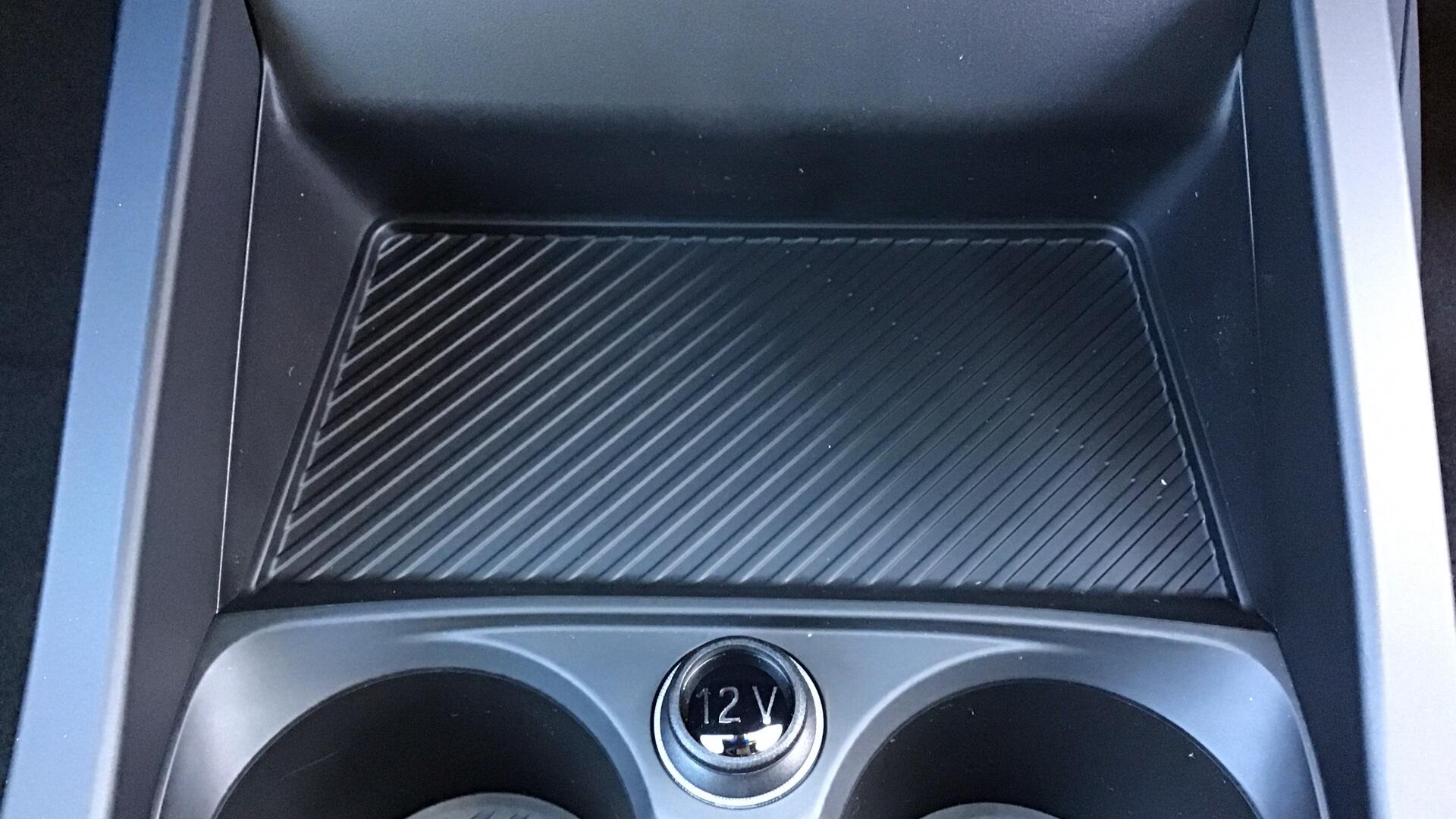 BMW 2 Series view 22