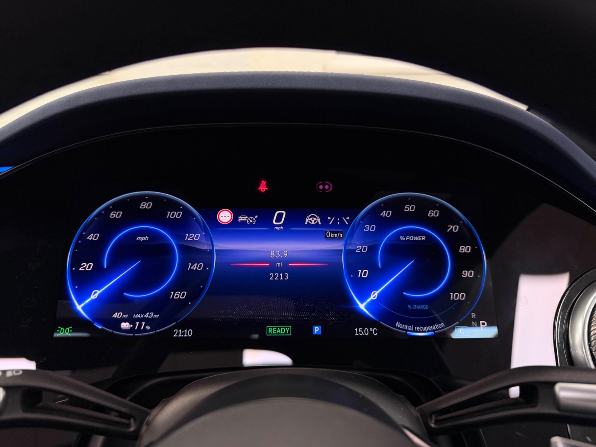 Mercedes-Benz EQS view 12