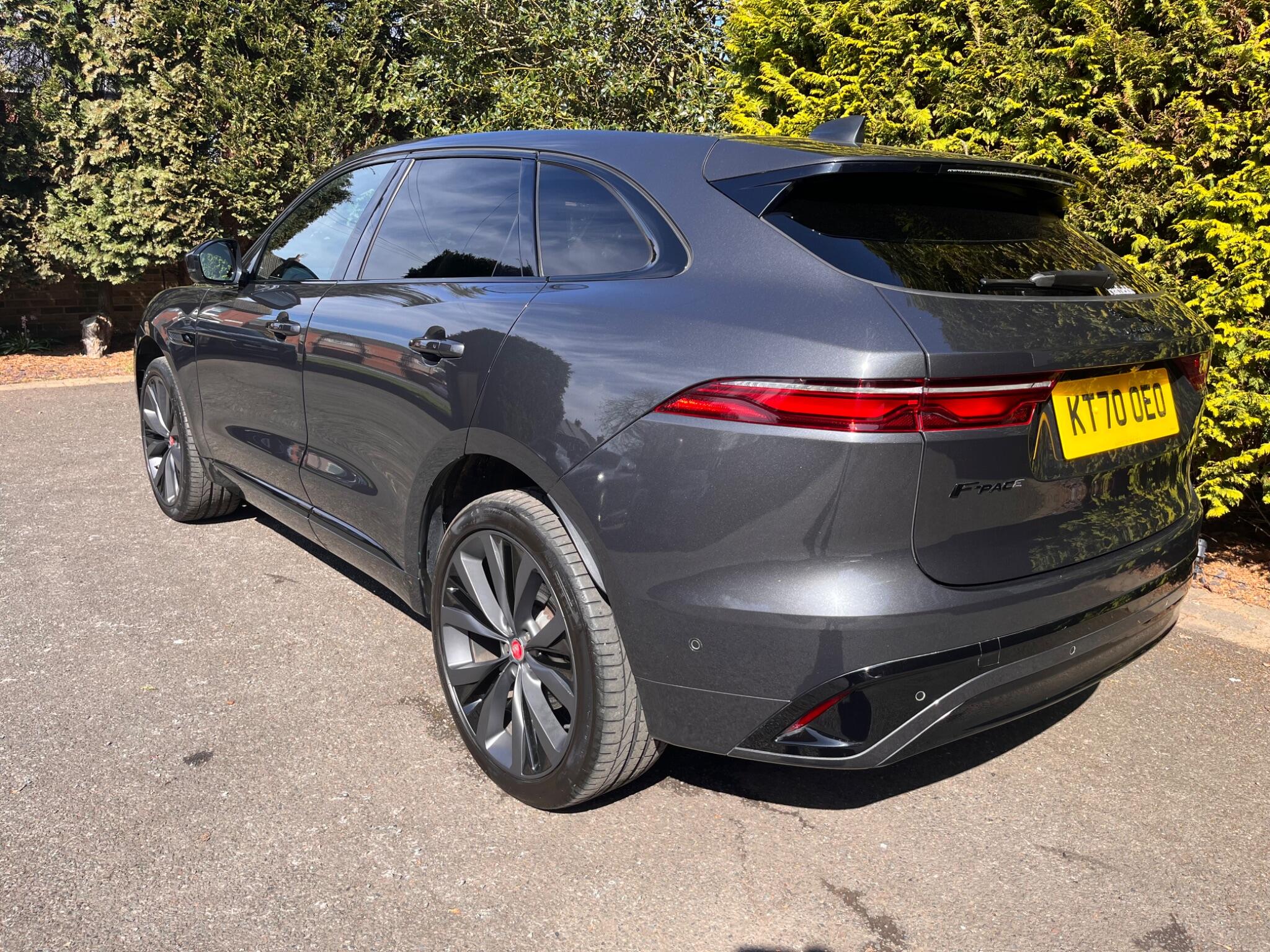 Jaguar F-Pace view 11