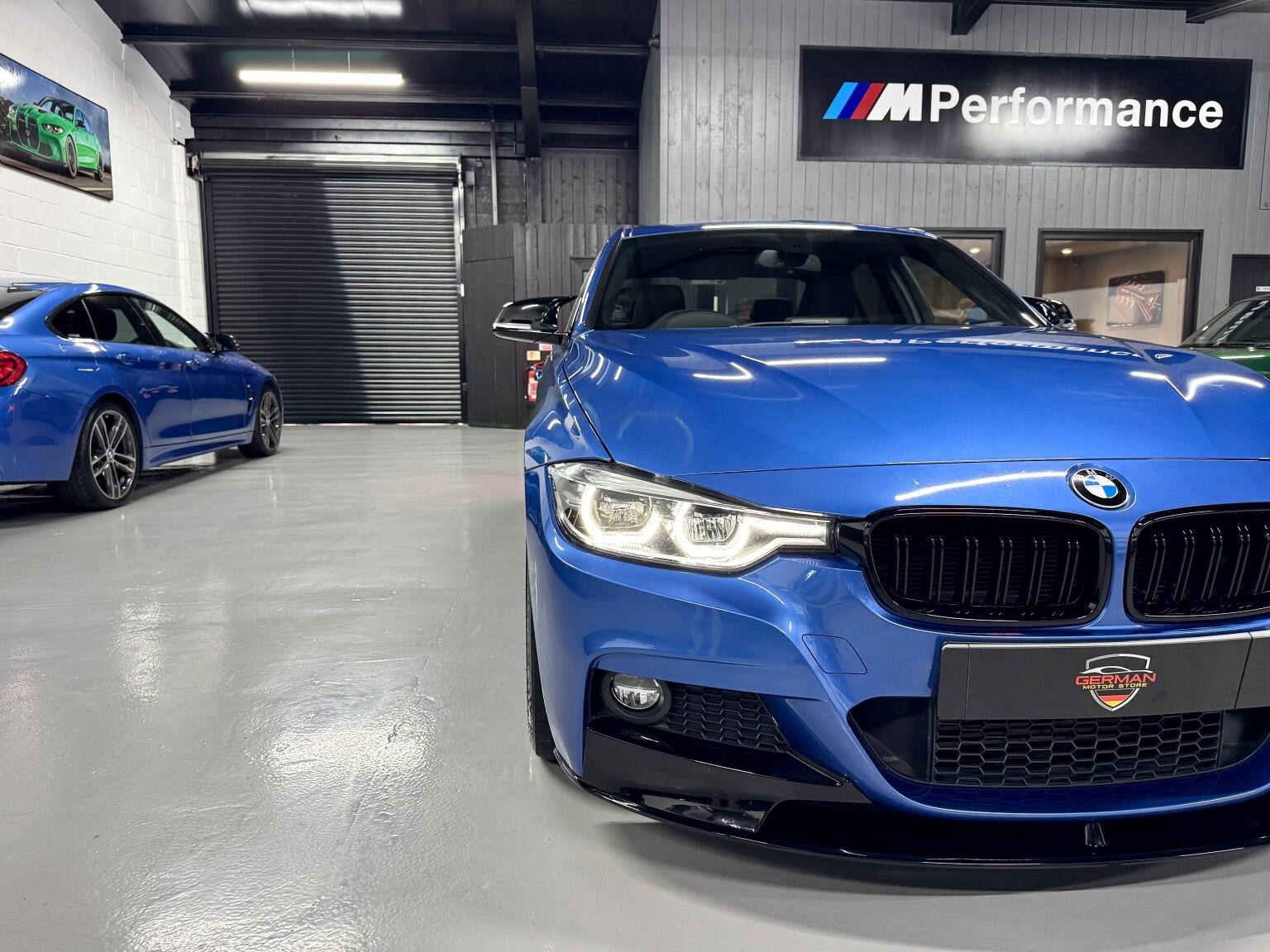 BMW 3 Series view 30