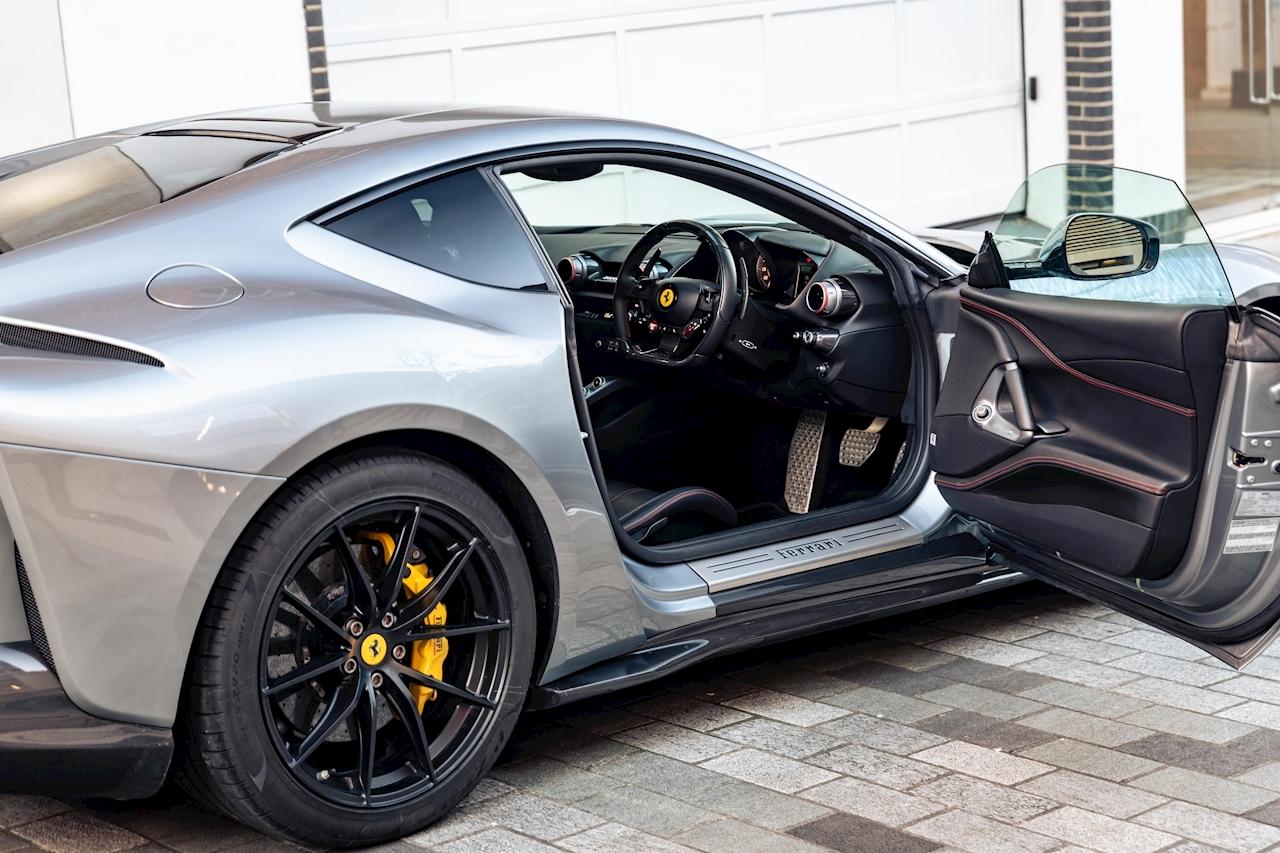 Ferrari 812 Superfast view 15