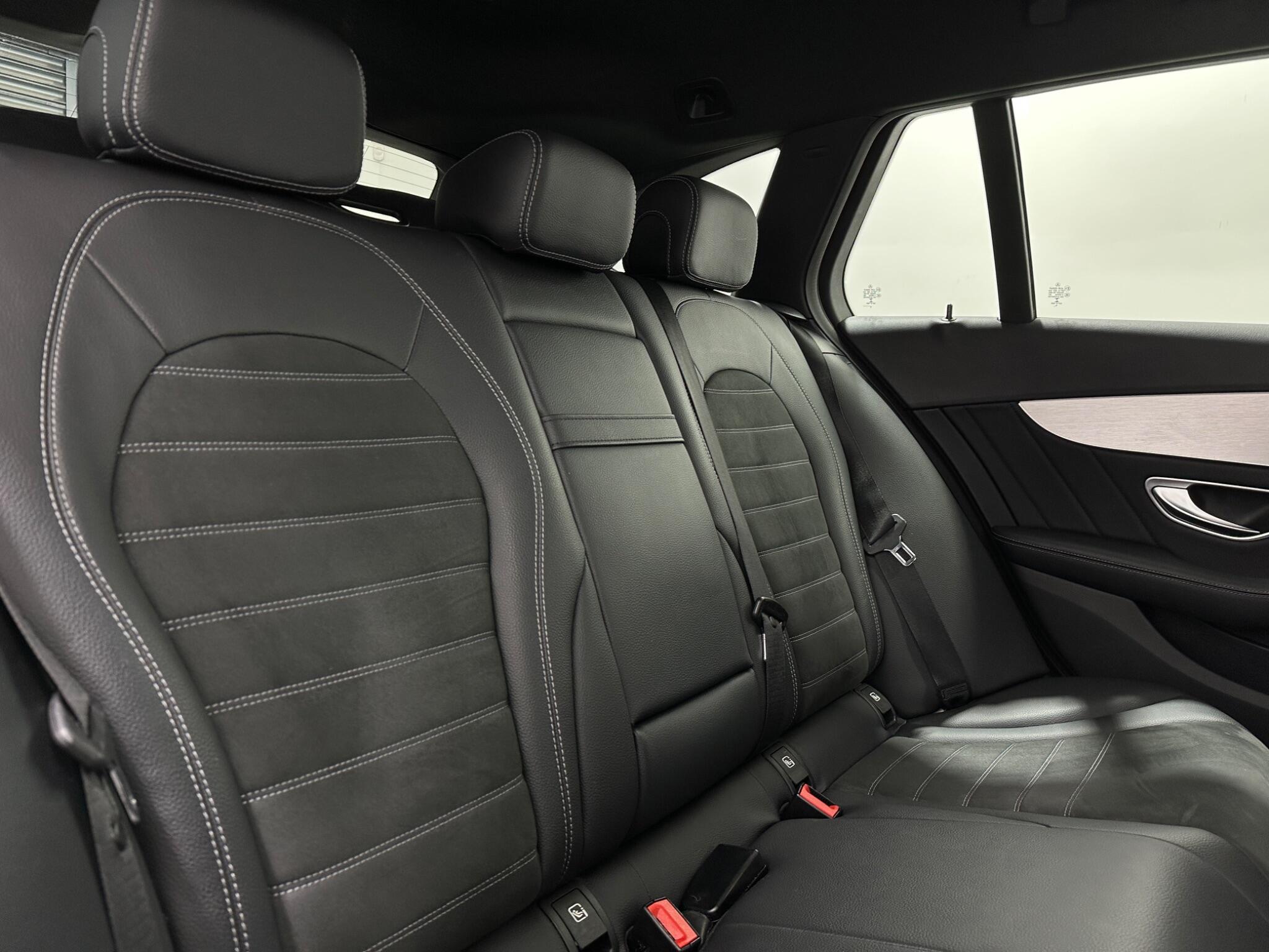 Mercedes-Benz C-Class view 43