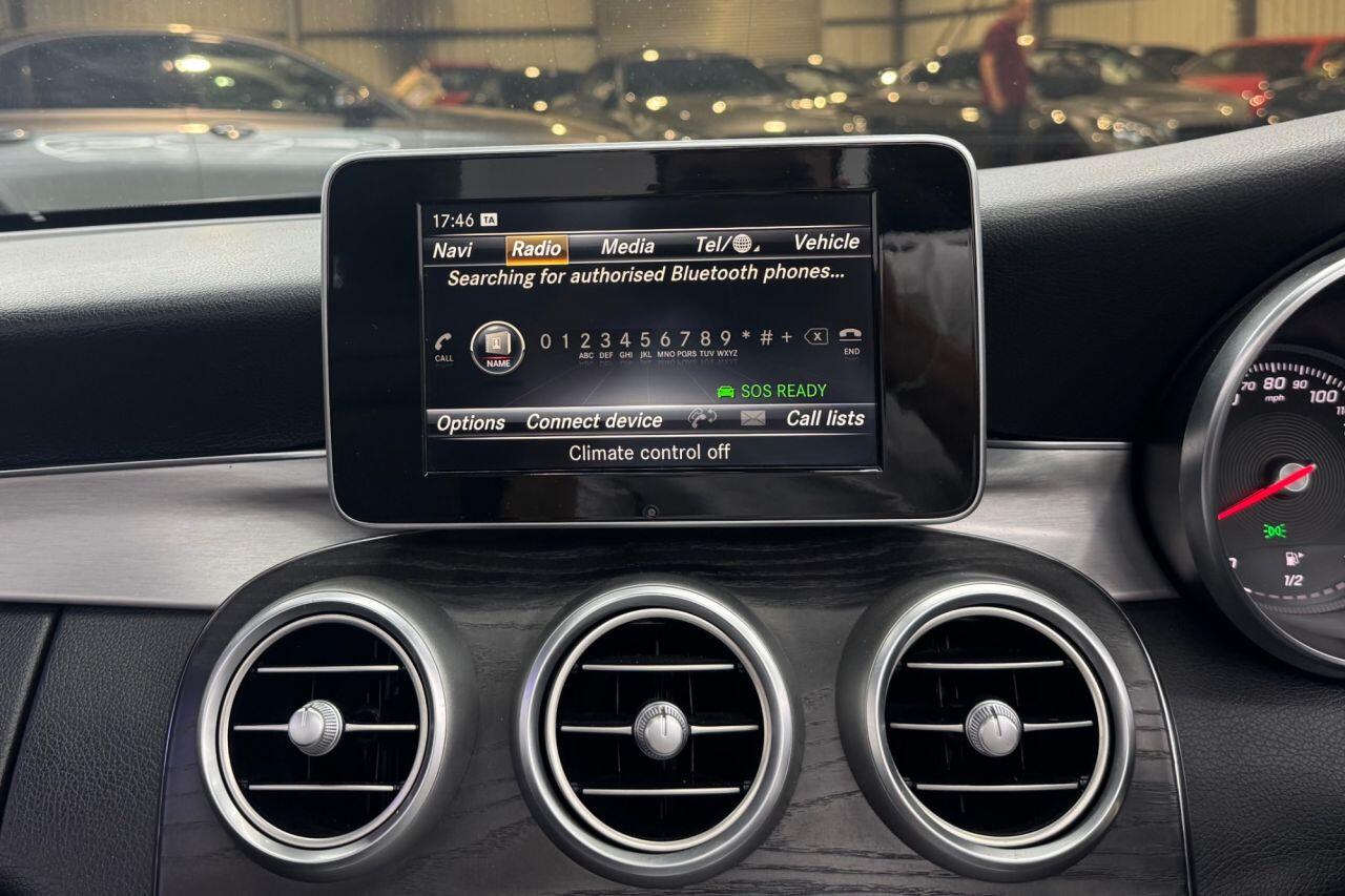 Mercedes-Benz C-Class view 26